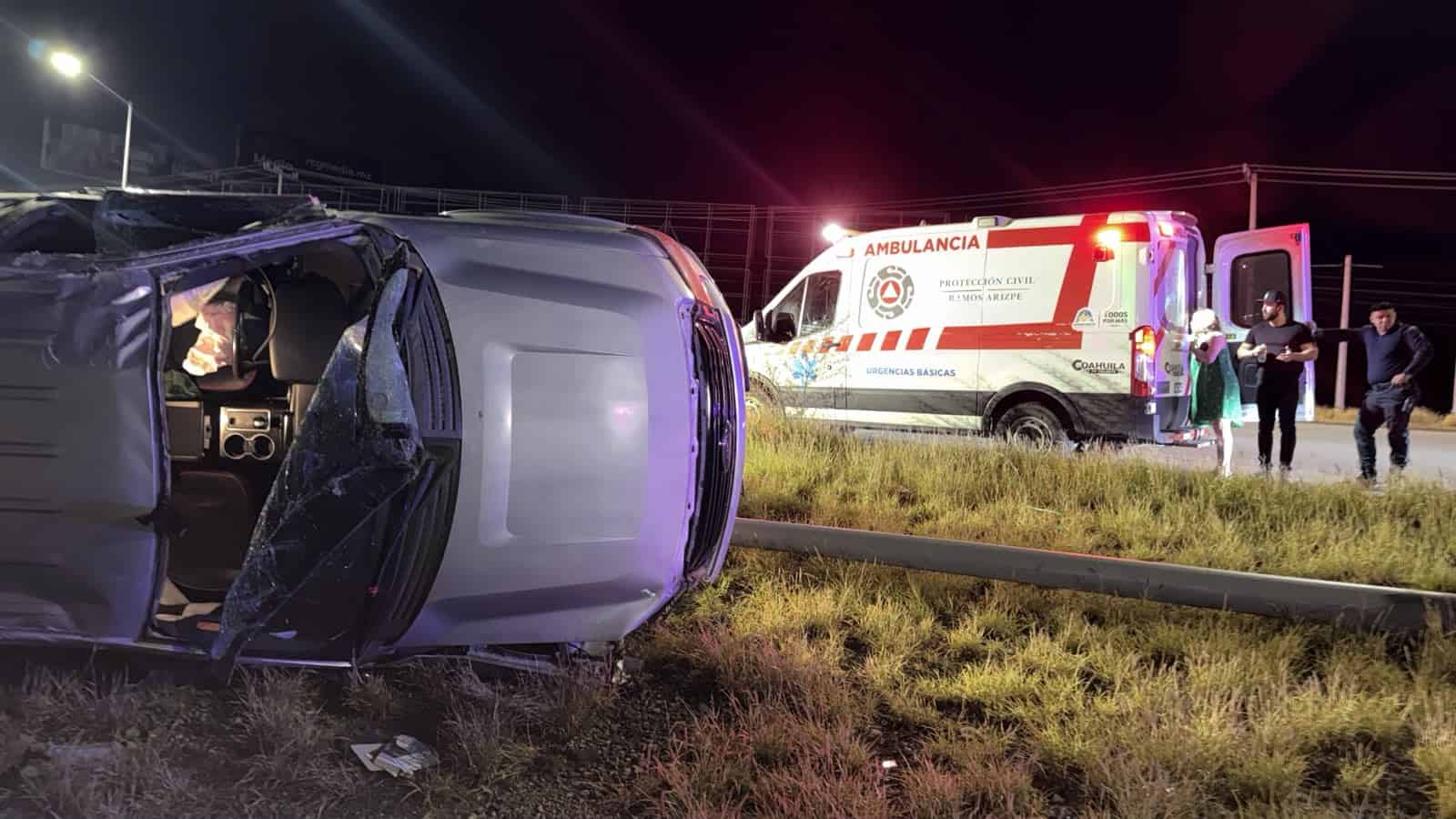 Vuelca en DeAcero y queda lesionado