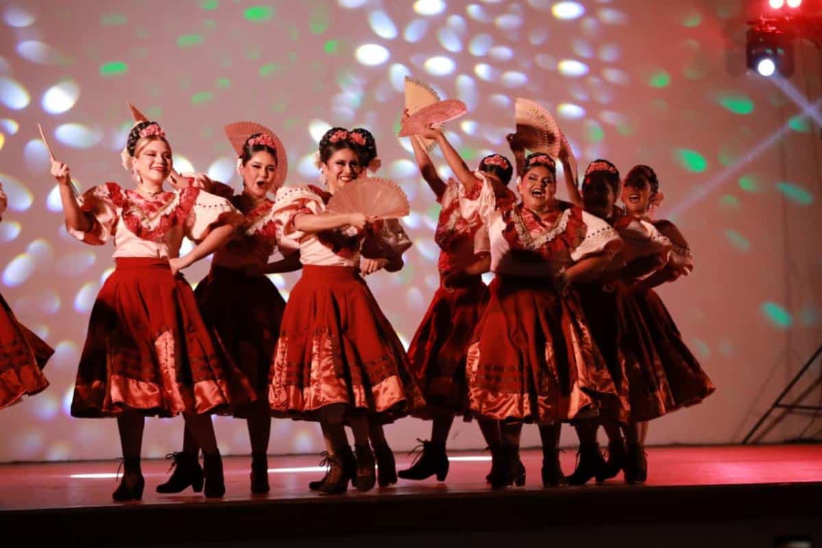 Javier Díaz González presenta agenda cultural para el 449 aniversario de Saltillo