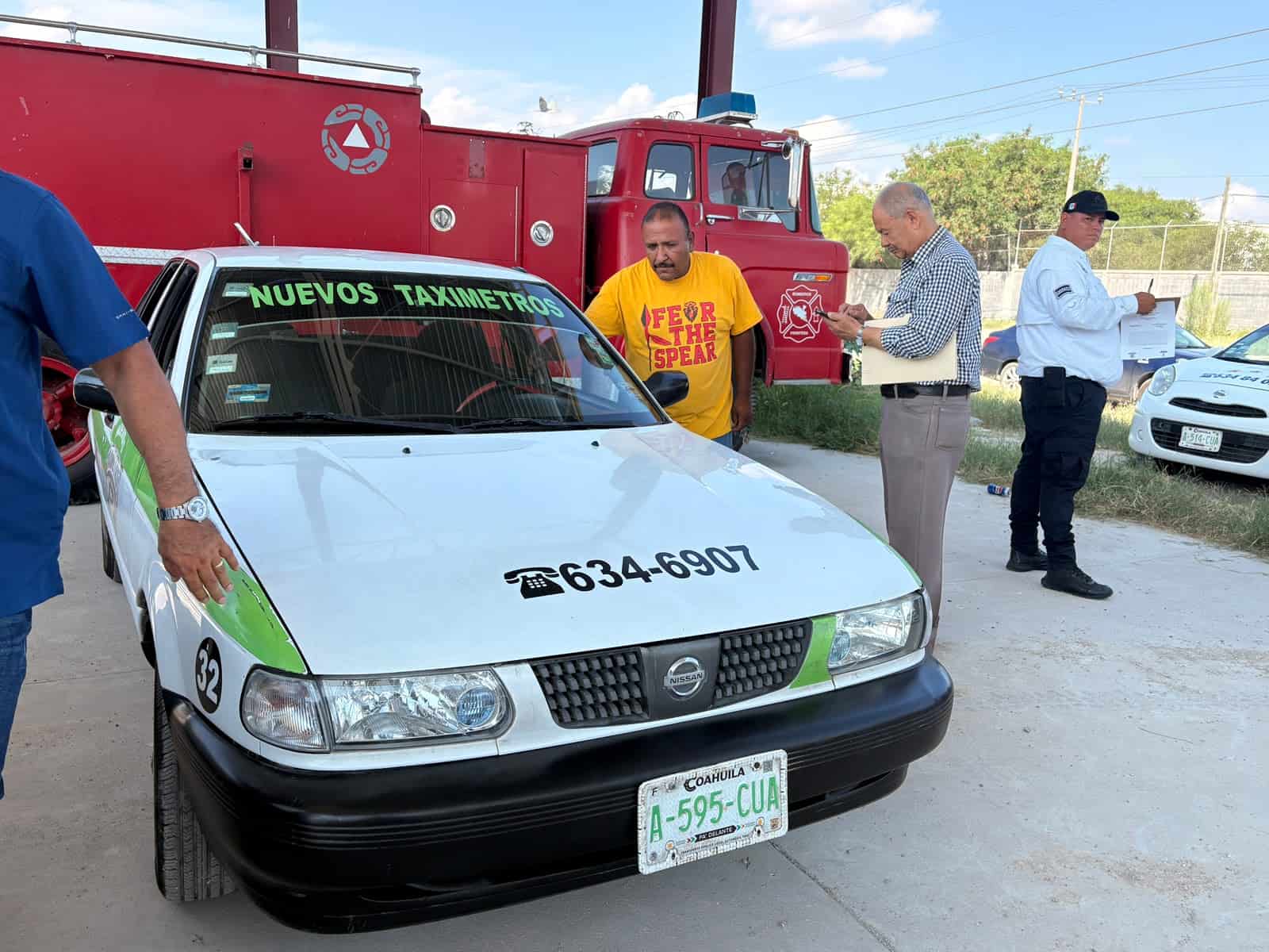 Competencia desleal afecta a concesionarios de taxis en Frontera