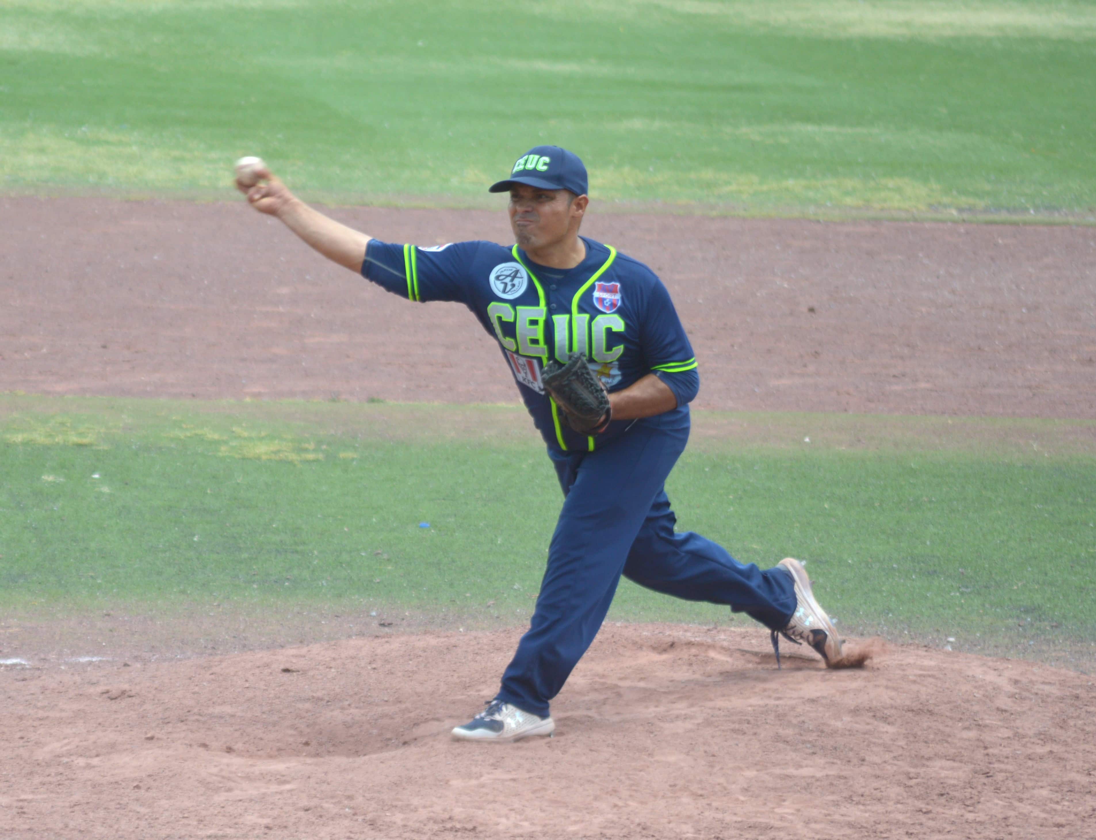 Halcones CEUC logran victoria en Monclova: vencen a Academia Bravos