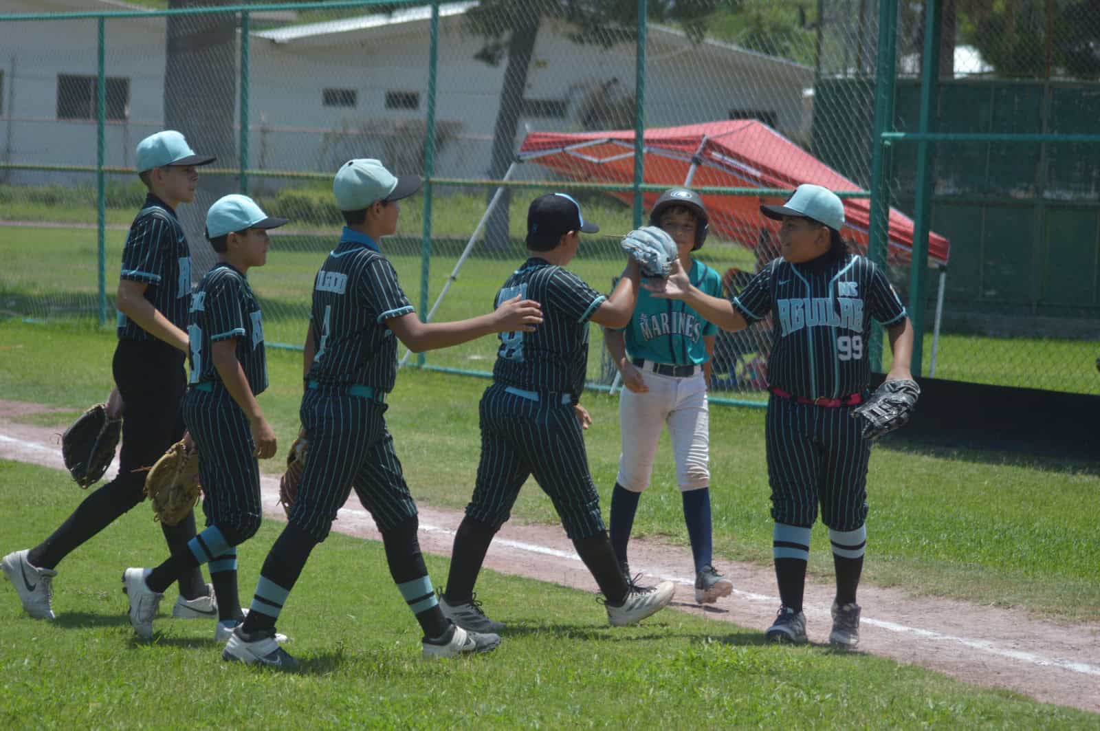 Mariners caen ante &Aacute;guilas de Nava en emocionante final