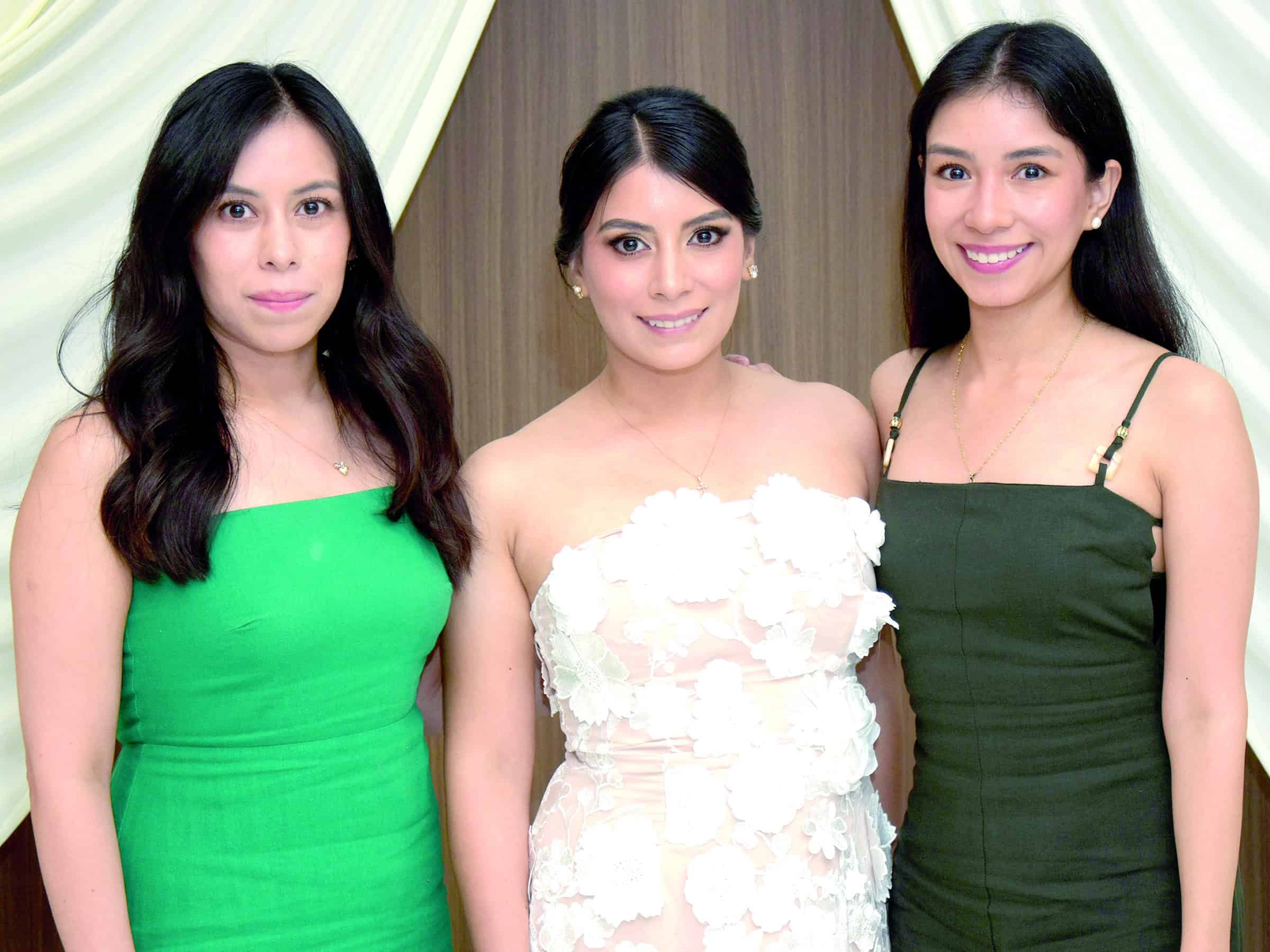 Vanessa Palacios celebra su despedida de soltera en Coahuila