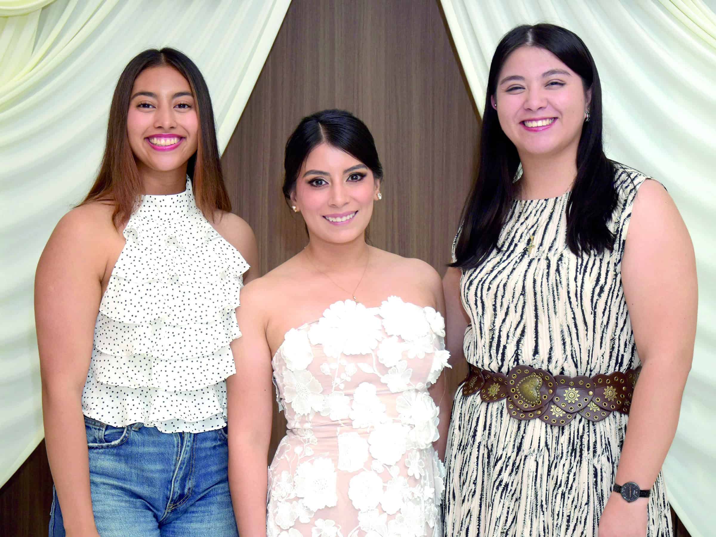 Vanessa Palacios celebra su despedida de soltera en Coahuila