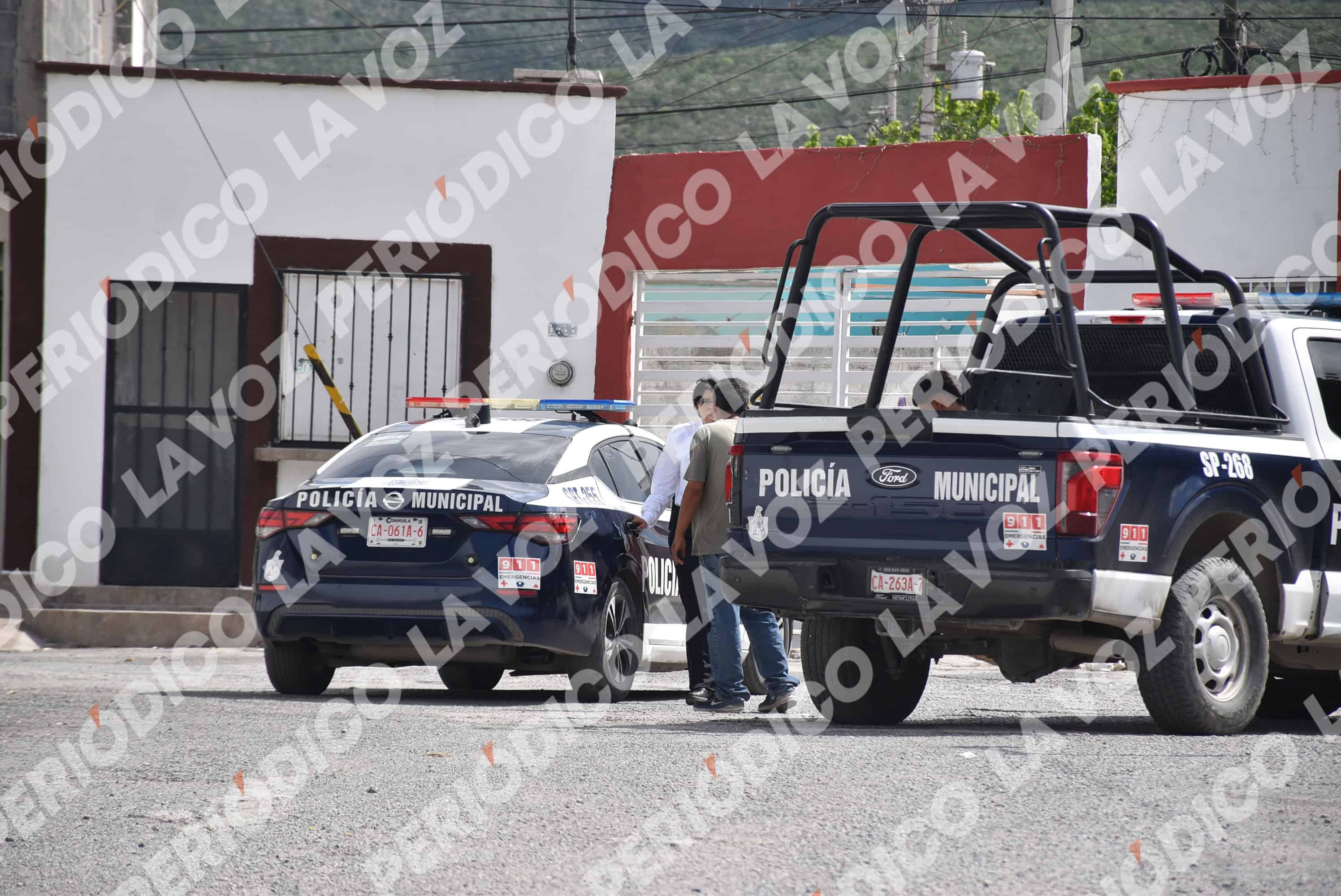 Detienen a dos personas por intento de robo en Monclova