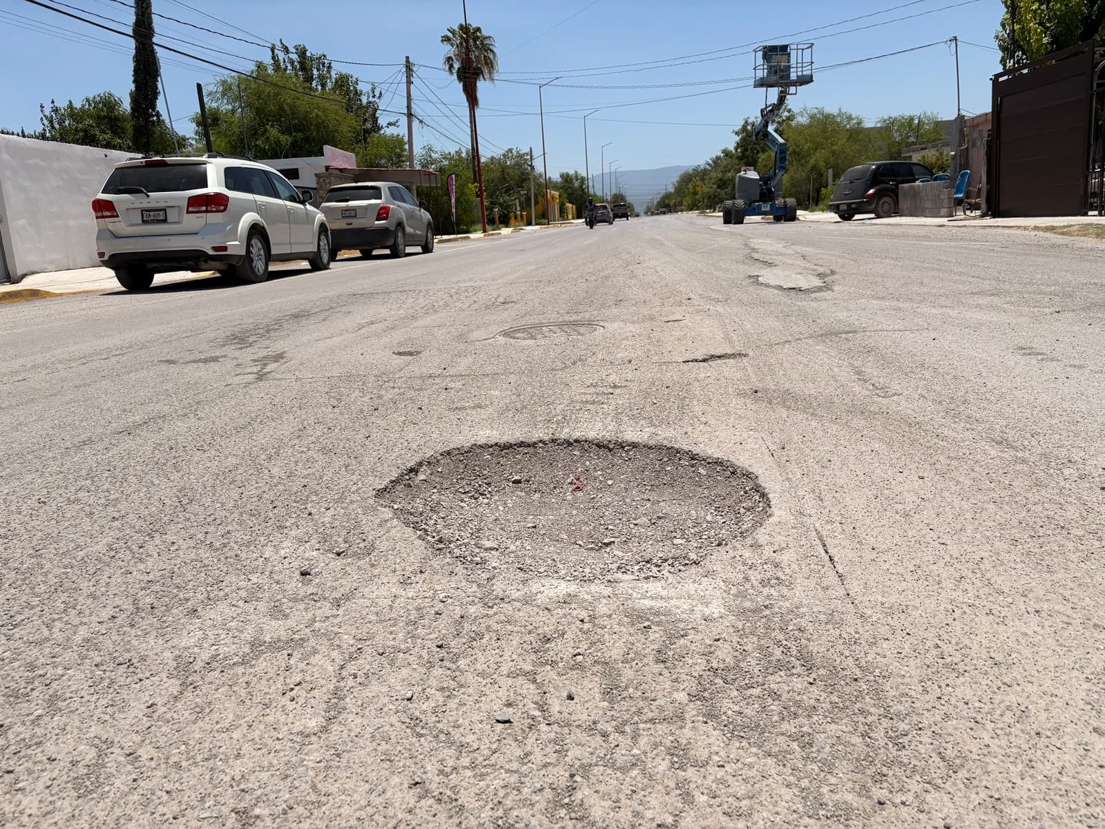 Priorizan reparaci&oacute;n de baches en Frontera para mejorar circulaci&oacute;n