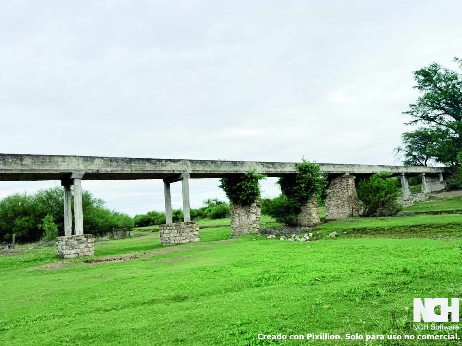 Gobierno de San Juan de Sabinas rehabilita acueducto Las Canoas