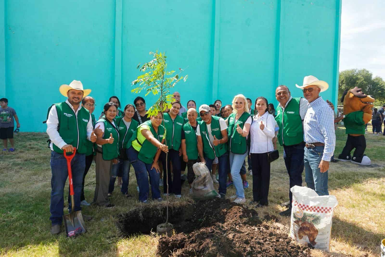 Reforestaci&oacute;n en M&uacute;zquiz: mil &aacute;rboles entregados por Gabriel Chaib Mart&iacute;nez