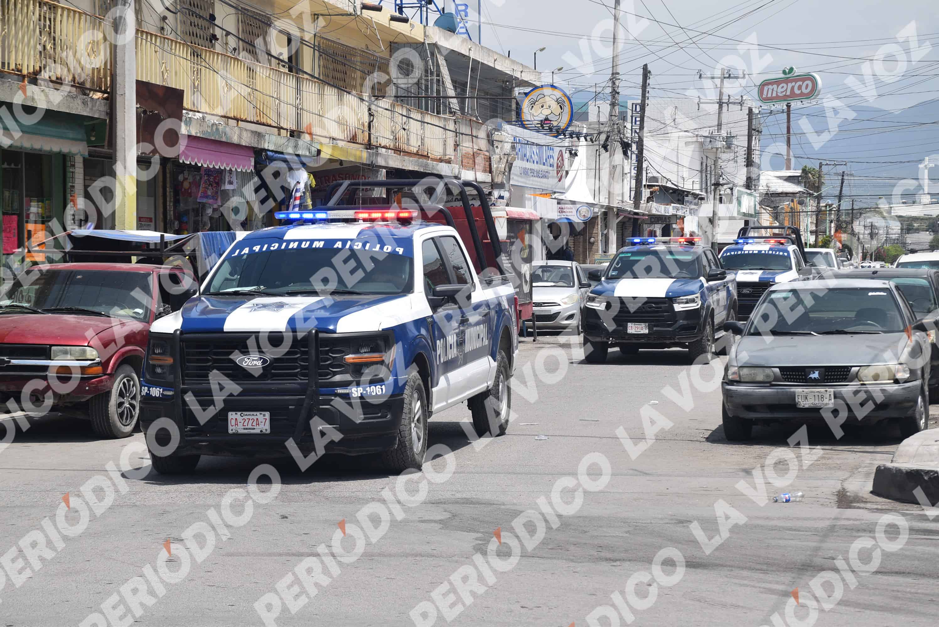 Polic&iacute;a Municipal Frontera refuerza seguridad en comercios y bancos