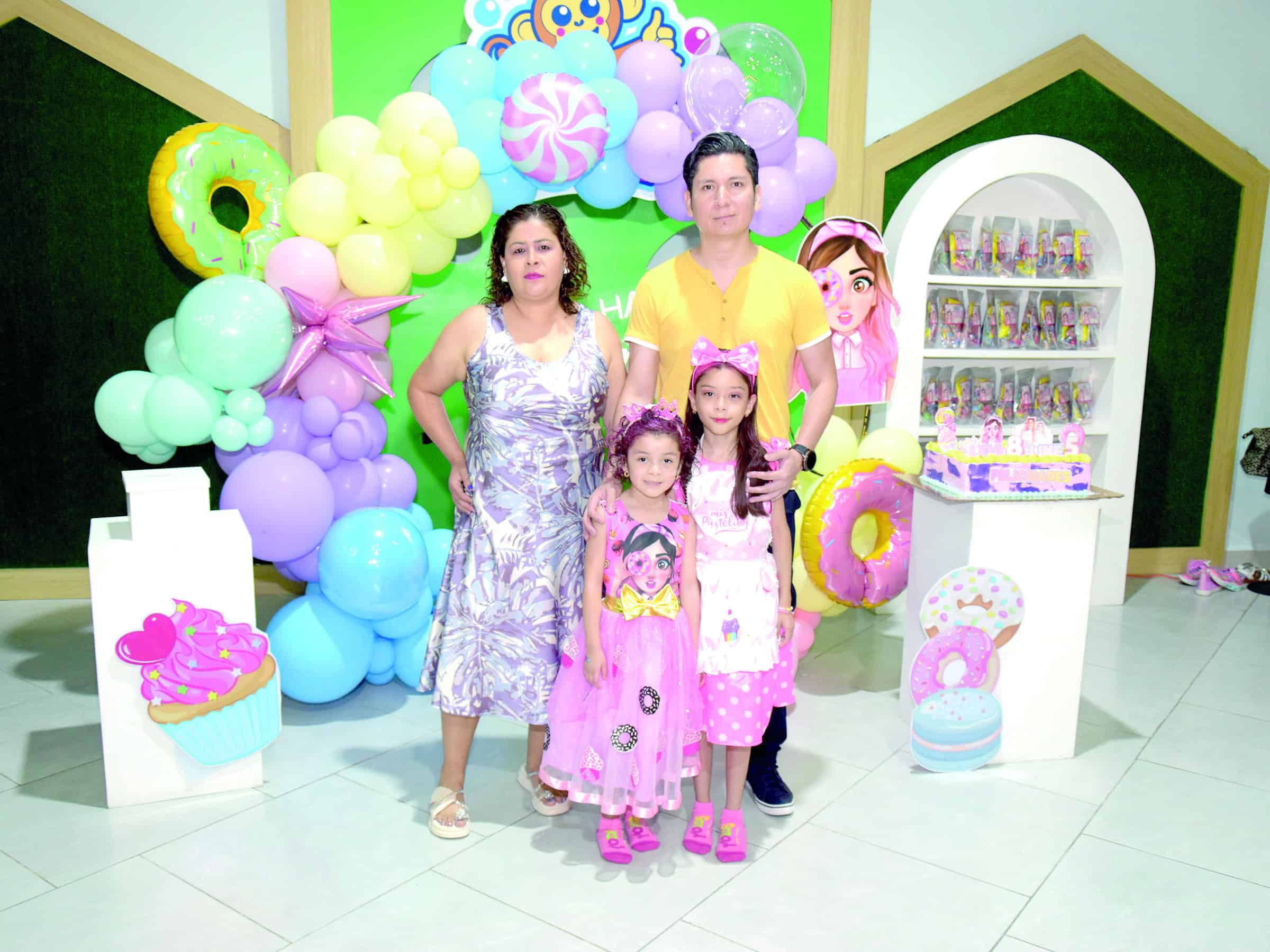 Hermanas Leia y Line celebran sus cumplea&ntilde;os en Monclova