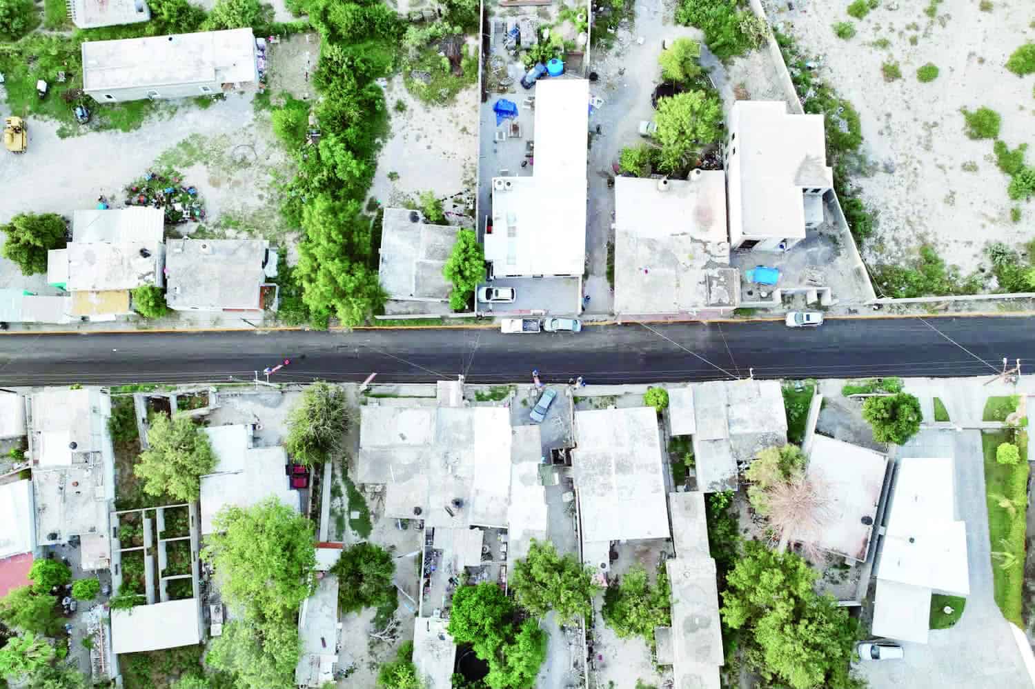 Monclova: Carlos Villarreal entrega obras de recarpeteo en Estancias de San Juan Bautista