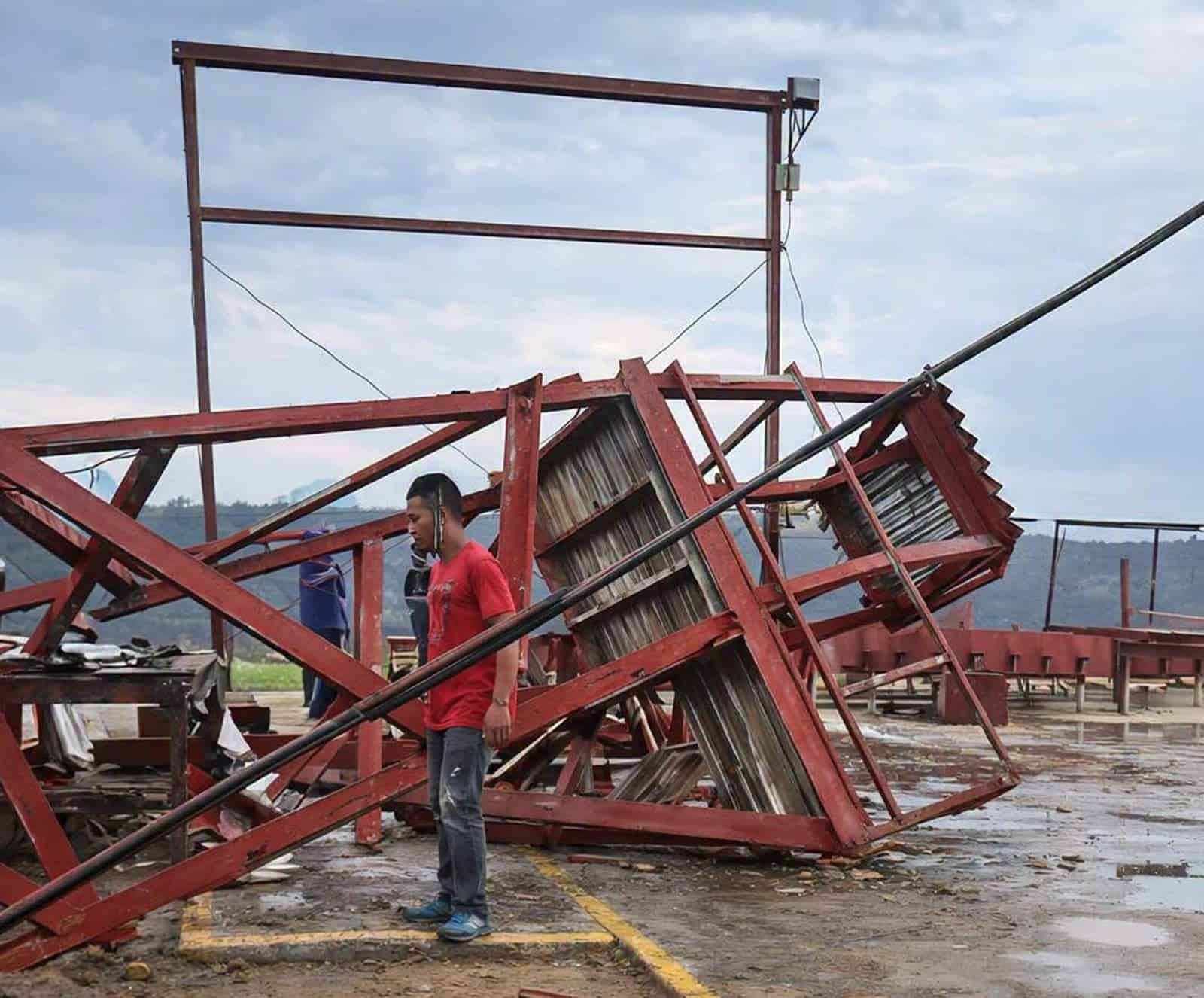 Tromba en Sabinas causa daños severos: CFE reporta afectaciones Tromba en Sabinas causa daños severos: CFE reporta afectaciones