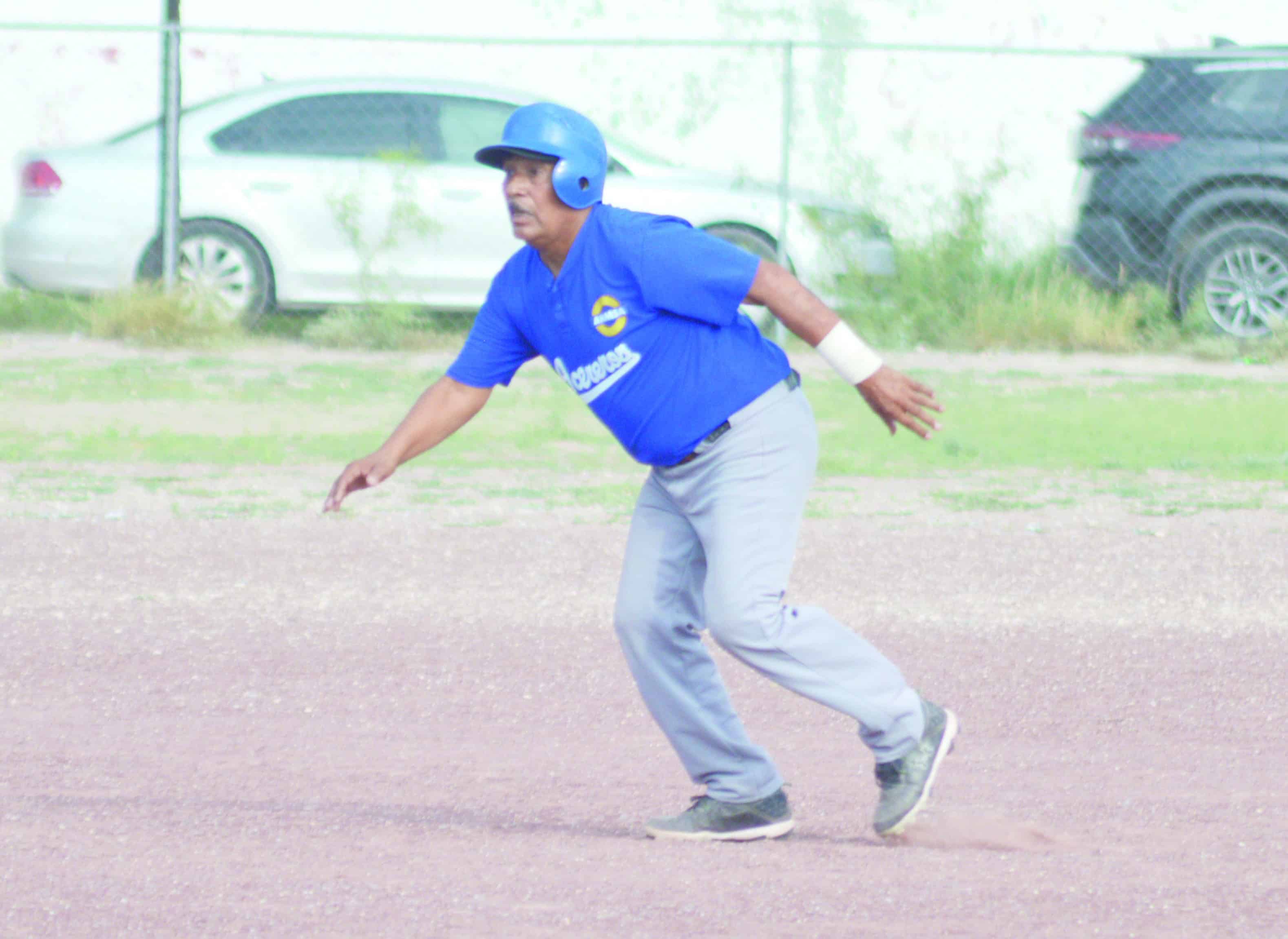 Tigres del Oriente vencen a Lobos: Miguel V&aacute;zquez brilla en el juego