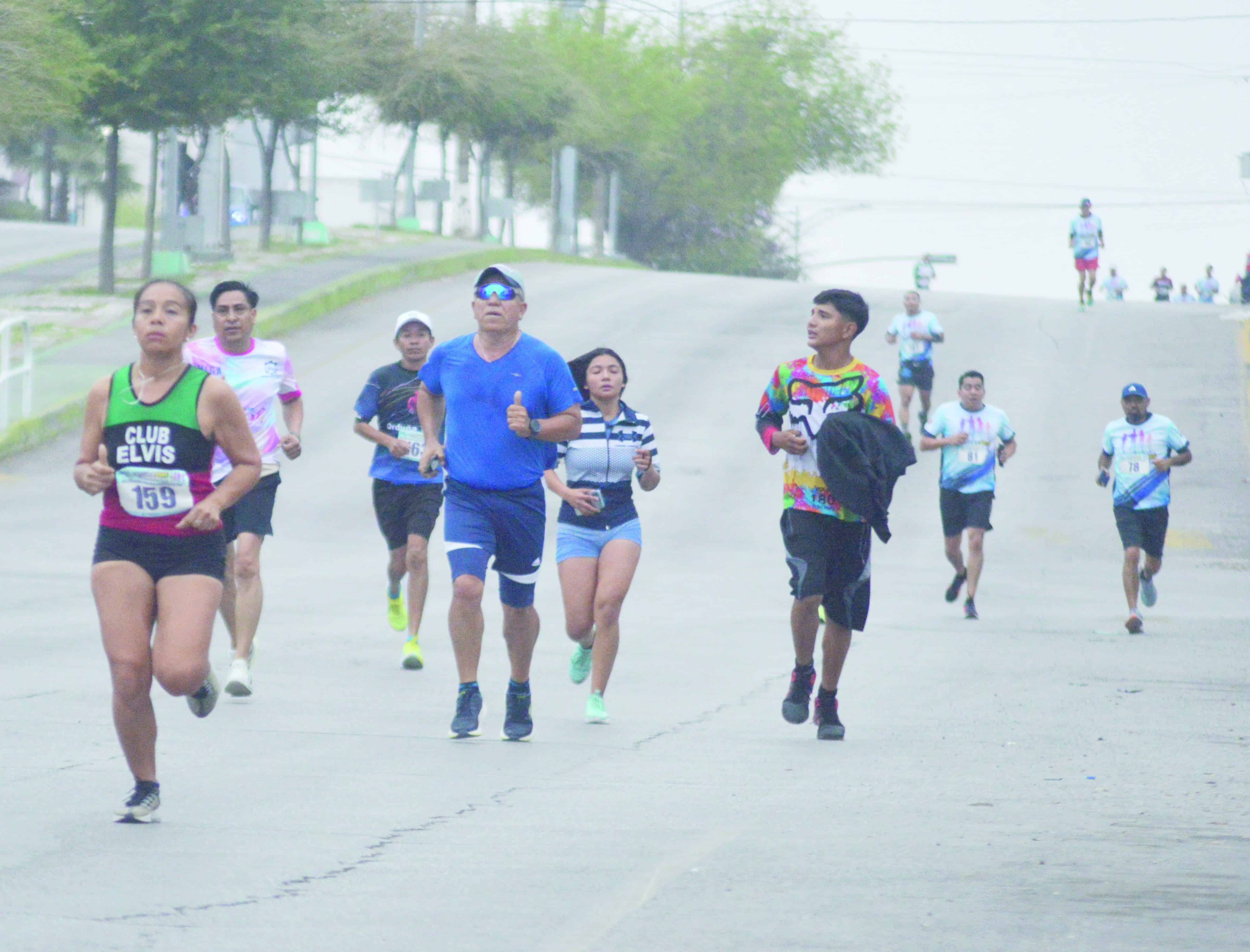 Carrera 5 kil&oacute;metros en Monclova: San Onofre Restaurant celebra su aniversario