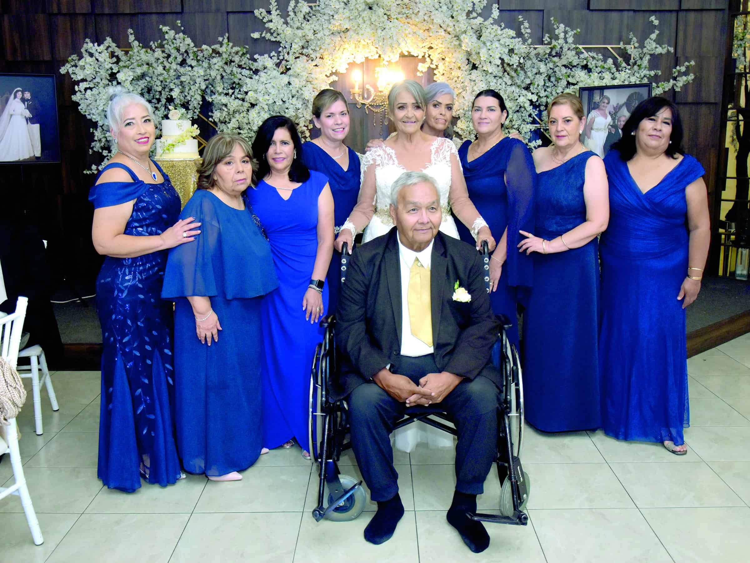 Mar&iacute;a Victoria Cortez y Reynaldo L&oacute;pez celebran 50 a&ntilde;os de matrimonio