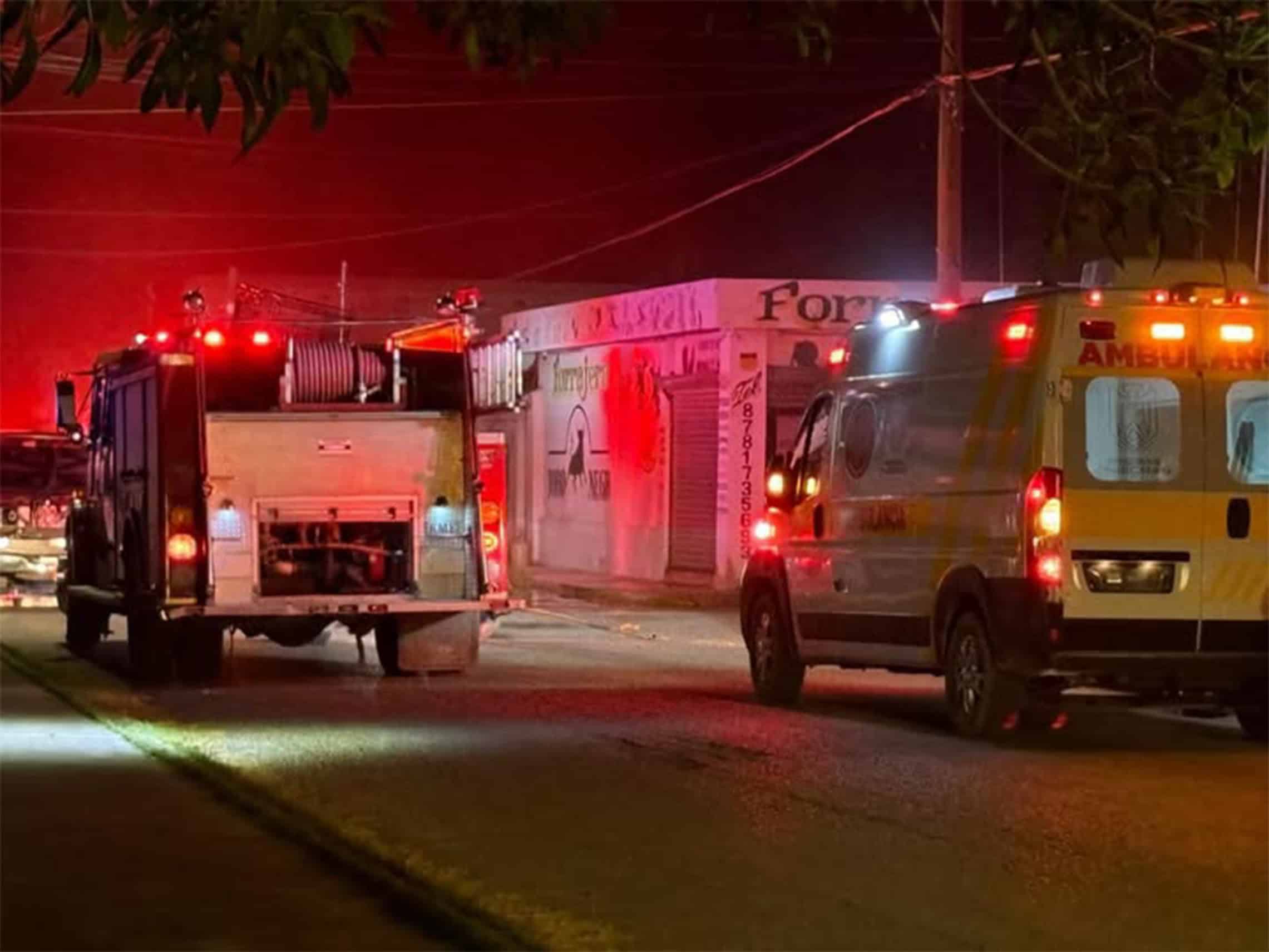 Incendio en Villa Real deja dos personas con quemaduras graves en Piedras Negras