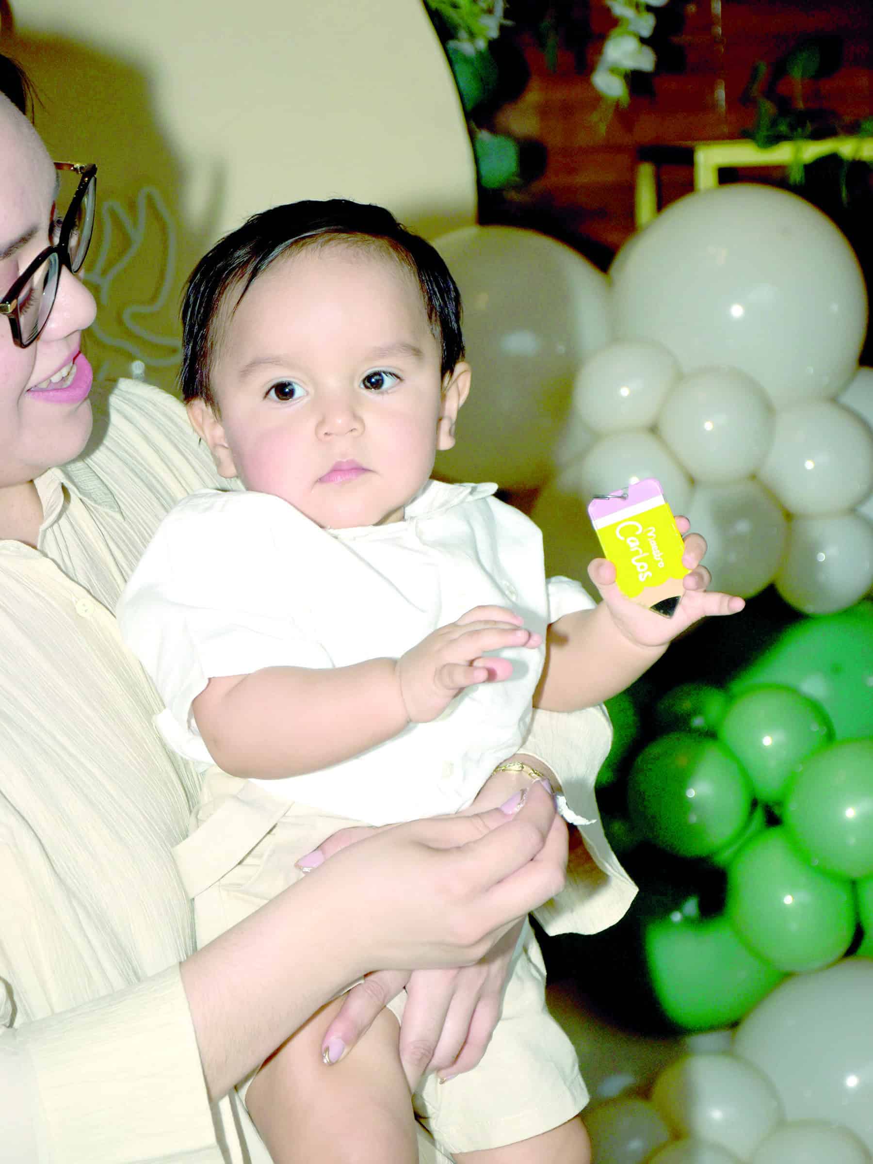 Jos&eacute; Hiram Rodr&iacute;guez celebra su primer cumplea&ntilde;os y bautismo en Monclova