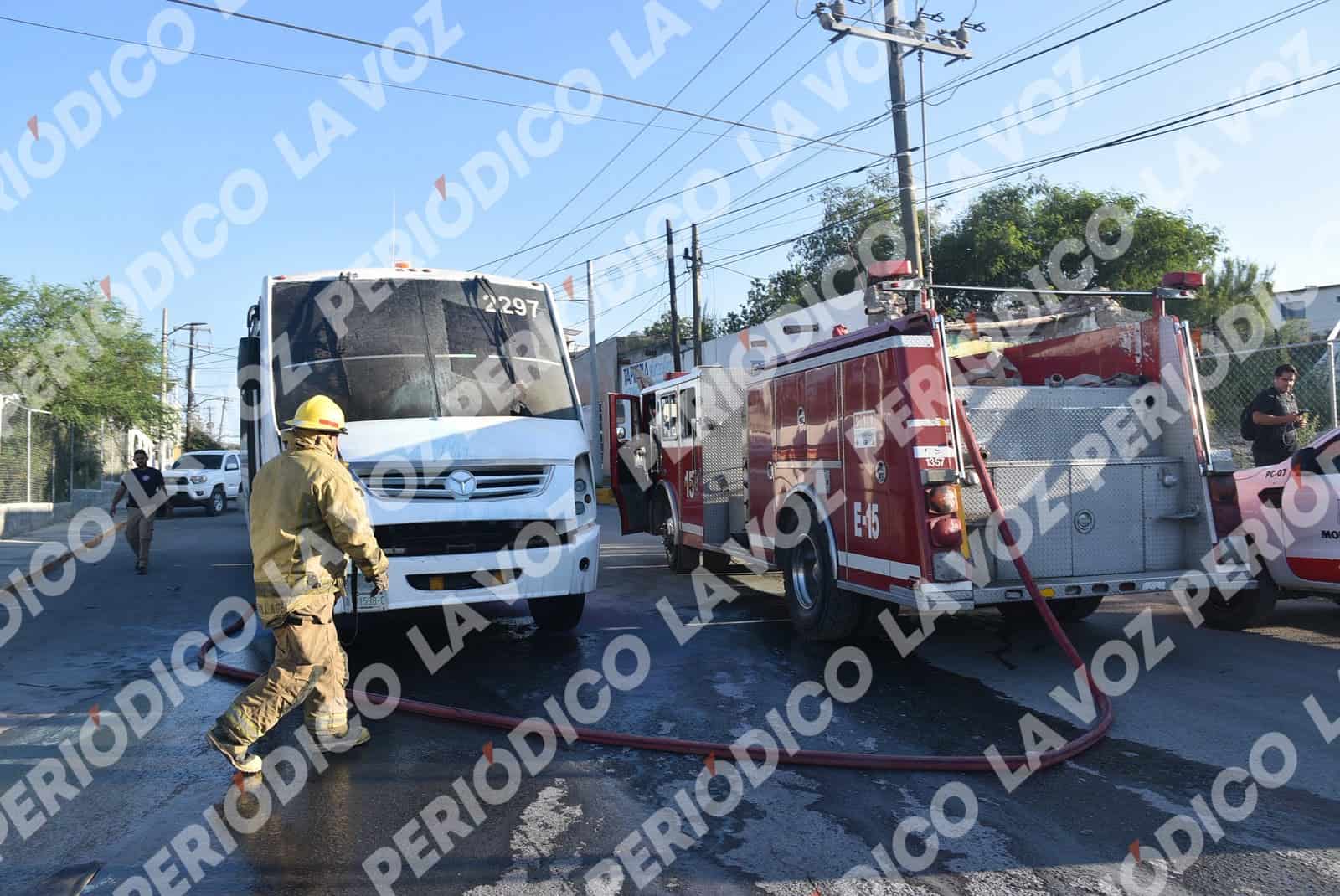 Operador evita tragedia al incendiarse cami&oacute;n