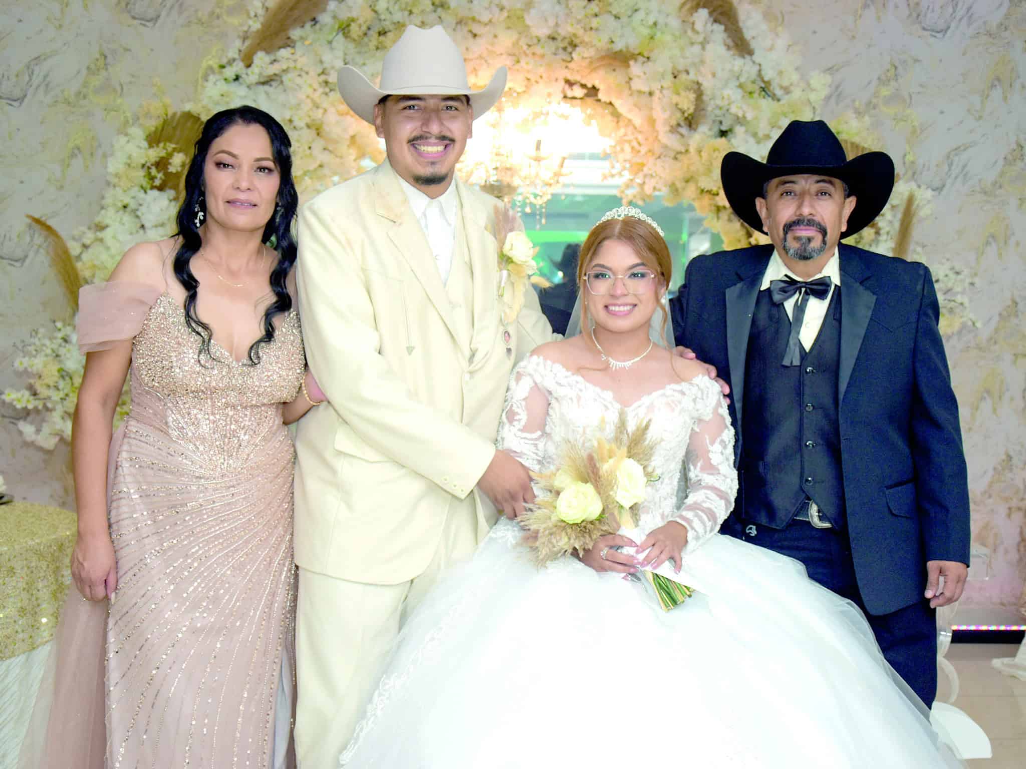 Emotiva ceremonia de matrimonio de Beyra Vel&aacute;zquez y &Aacute;ngel Mor&oacute;n