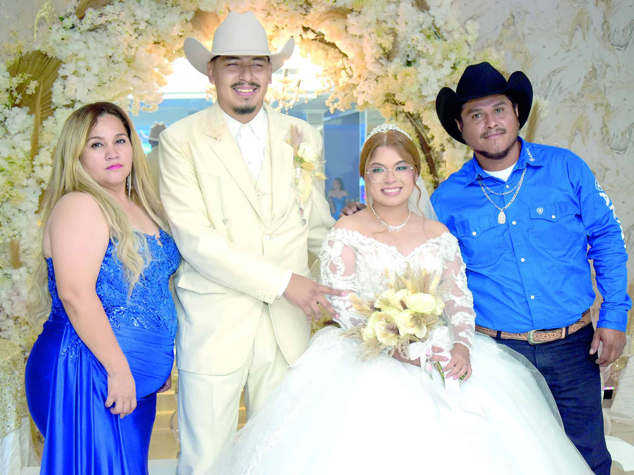 Emotiva ceremonia de matrimonio de Beyra Vel&aacute;zquez y &Aacute;ngel Mor&oacute;n