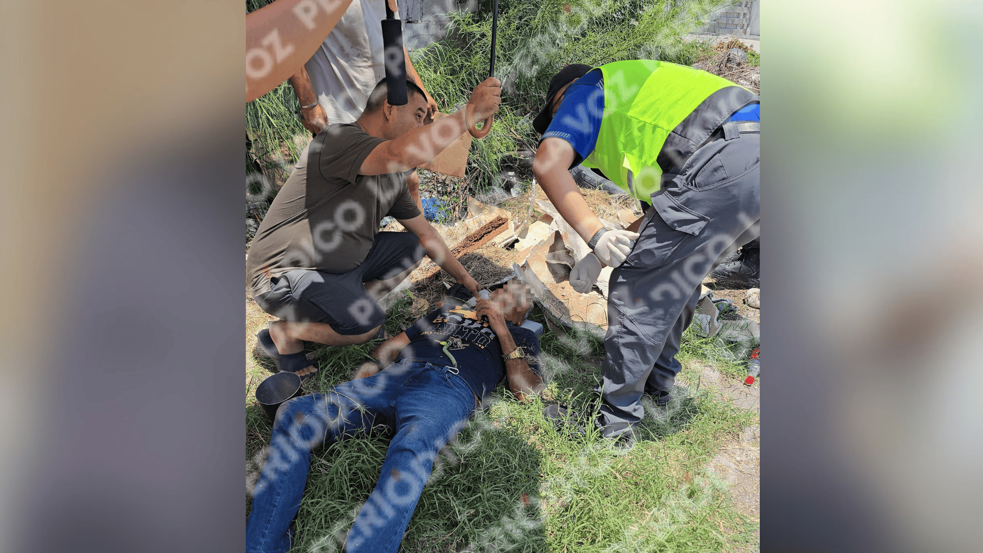 Paramédicos del SAMU auxiliaron al adulto mayor tras caer en un predio convertido en basurero clandestino