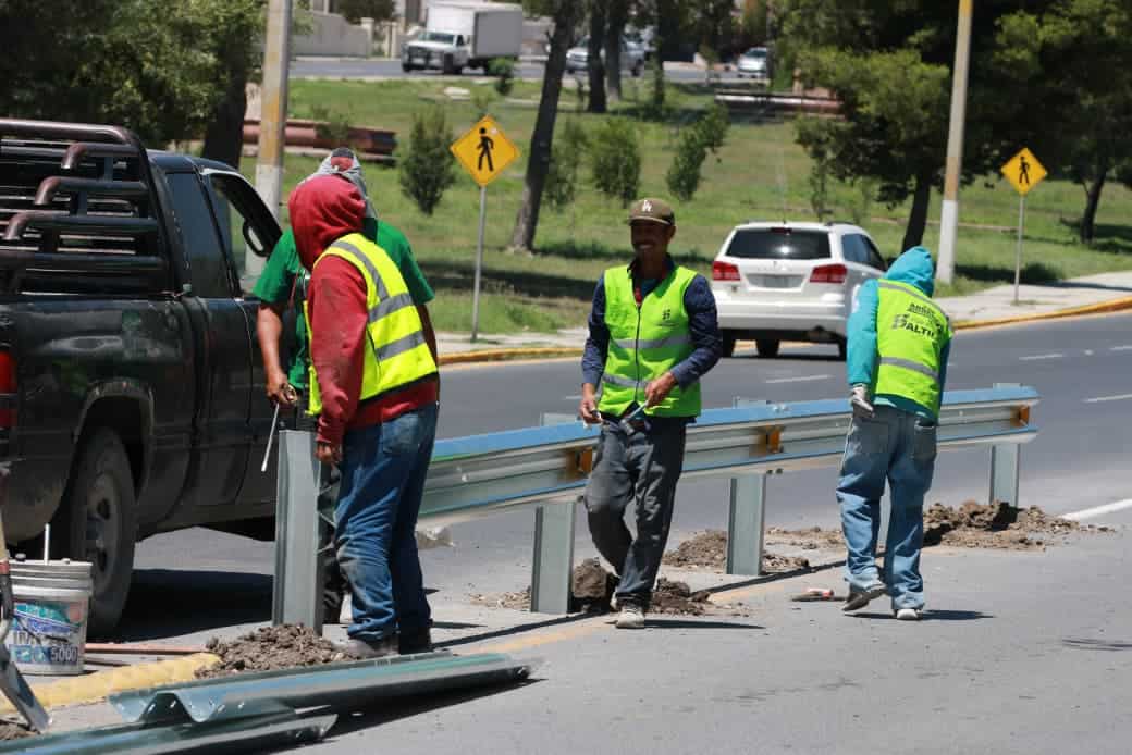 Javier D&iacute;az anuncia construcci&oacute;n de puente peatonal en Saltillo: 2.5 millones de pesos invertidos