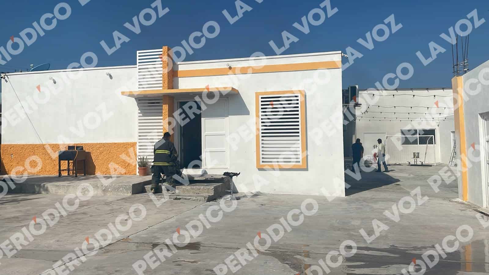 Incendio en Monclova: cinco personas intoxicadas por humo