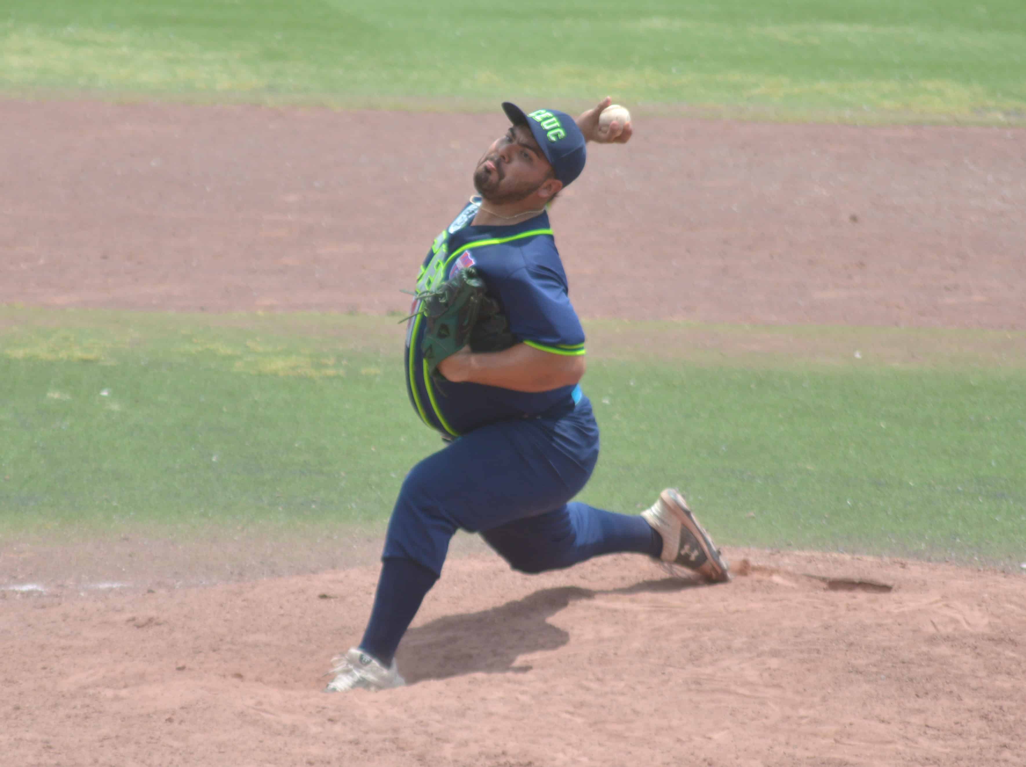 Halcones del CEUC buscan asegurar su lugar en playoffs de béisbol