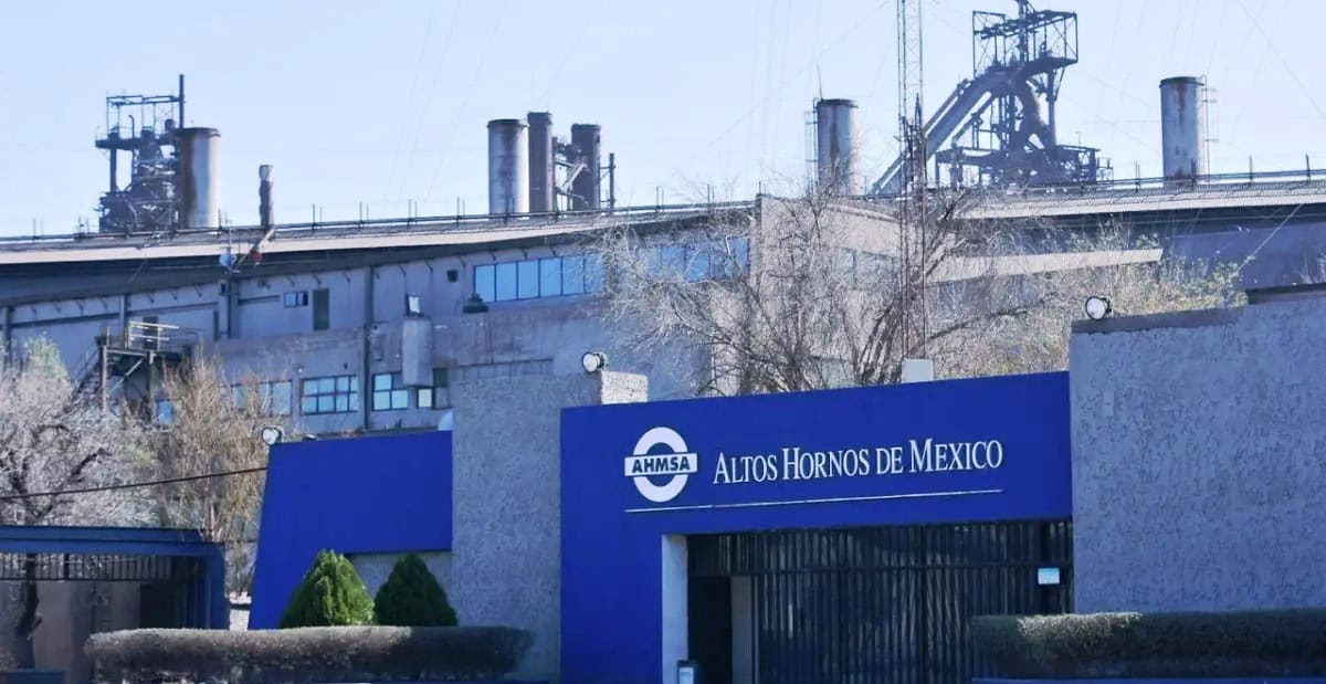 Familia gestiona cobro de prestaci&oacute;n laboral en AHMSA