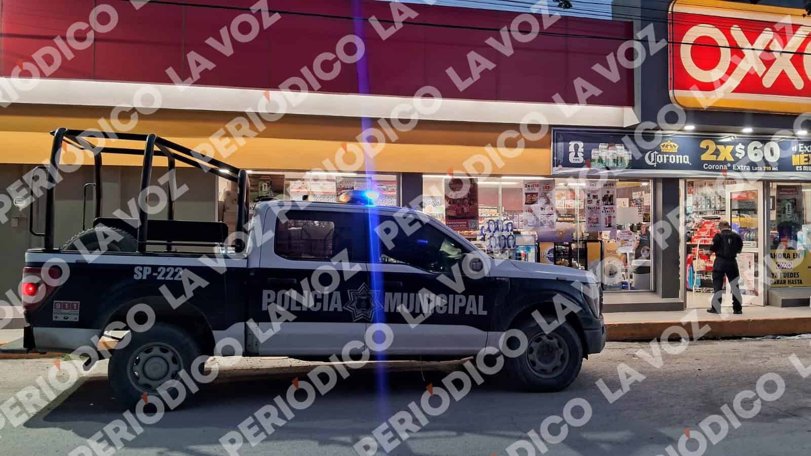Asalto en tienda de conveniencia en Monclova deja empleados atemorizados