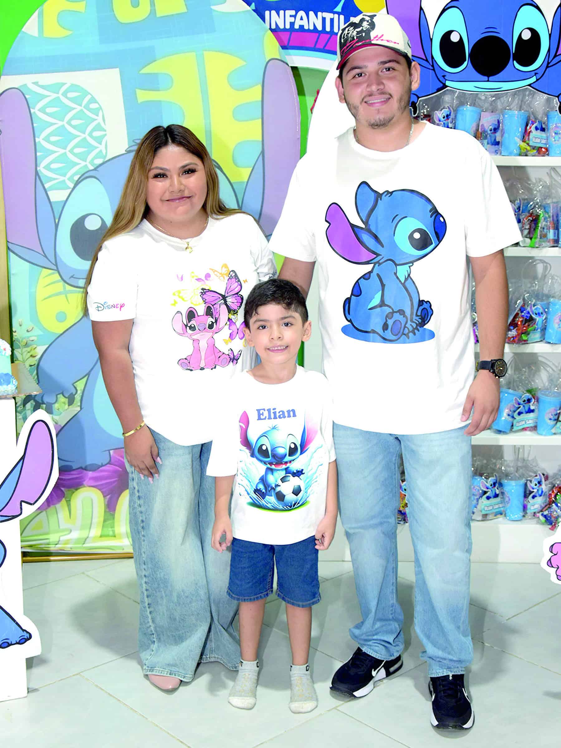 Elian Rodr&iacute;guez celebra su quinto cumplea&ntilde;os rodeado de su familia