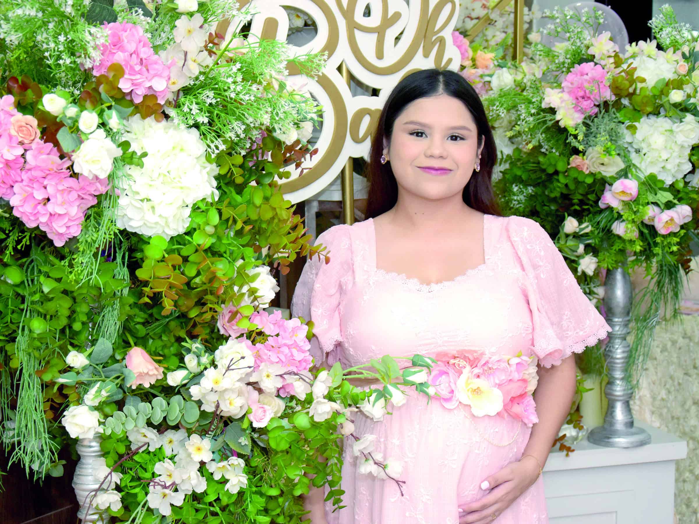Mesly Fern&aacute;ndez celebra su baby shower: alegr&iacute;a y emoci&oacute;n en familia