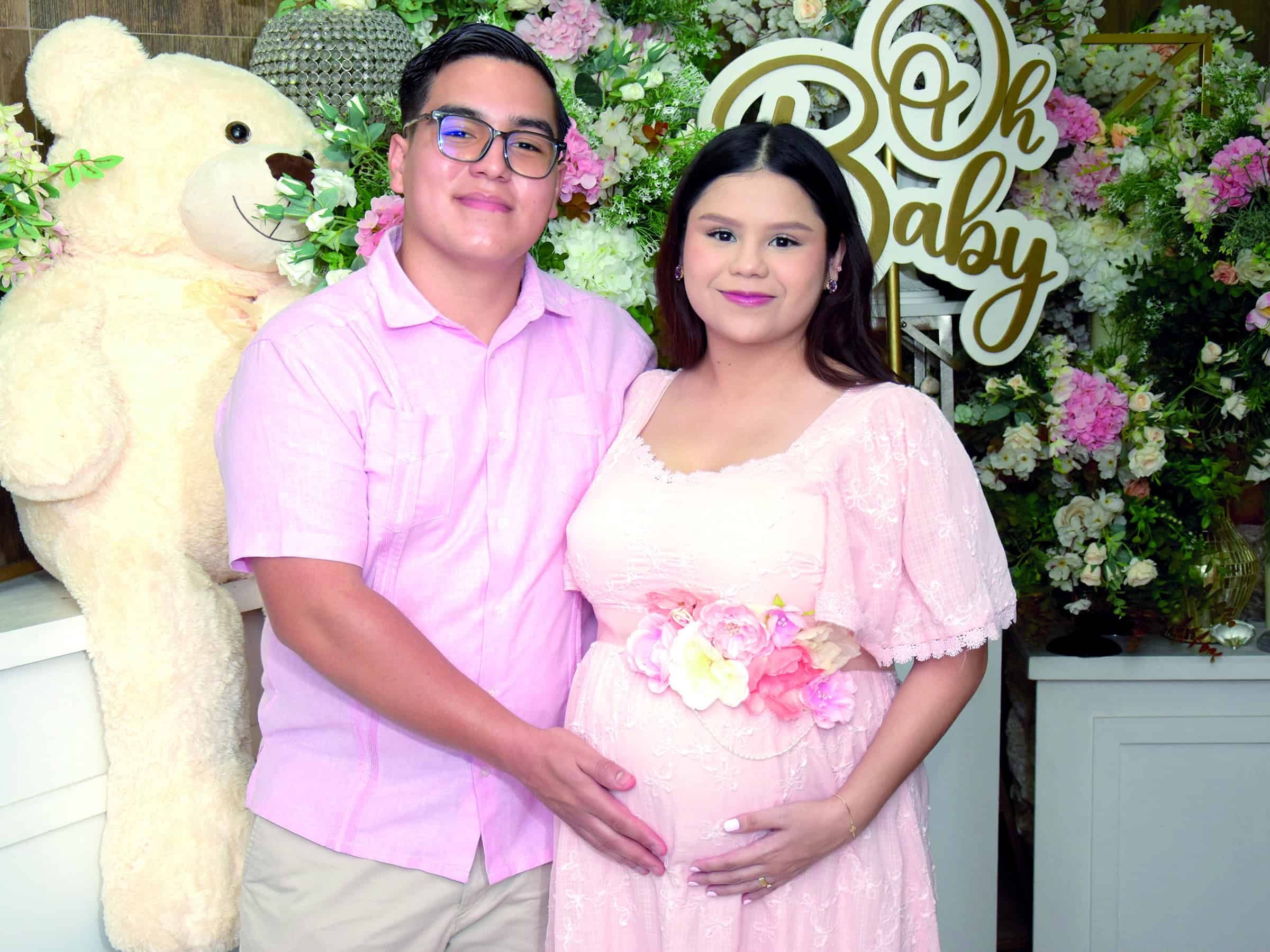 Mesly Fern&aacute;ndez celebra su baby shower: alegr&iacute;a y emoci&oacute;n en familia