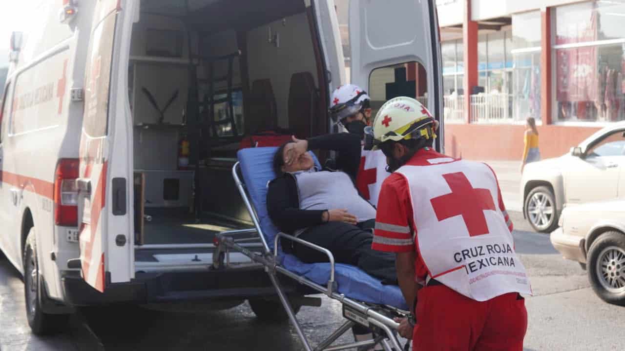 Coppel Saltillo: mujer embarazada recibe atenci&oacute;n tras agresi&oacute;n