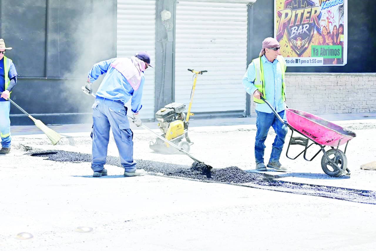 Carlos Villarreal realiza m&aacute;s de 1,100 acciones en Monclova
