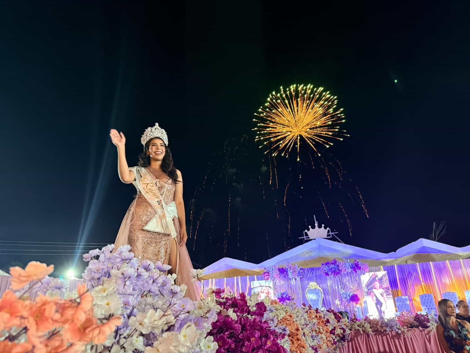 Karina R&iacute;os Ornelas da inicio a las fiestas en San Juan de Sabinas