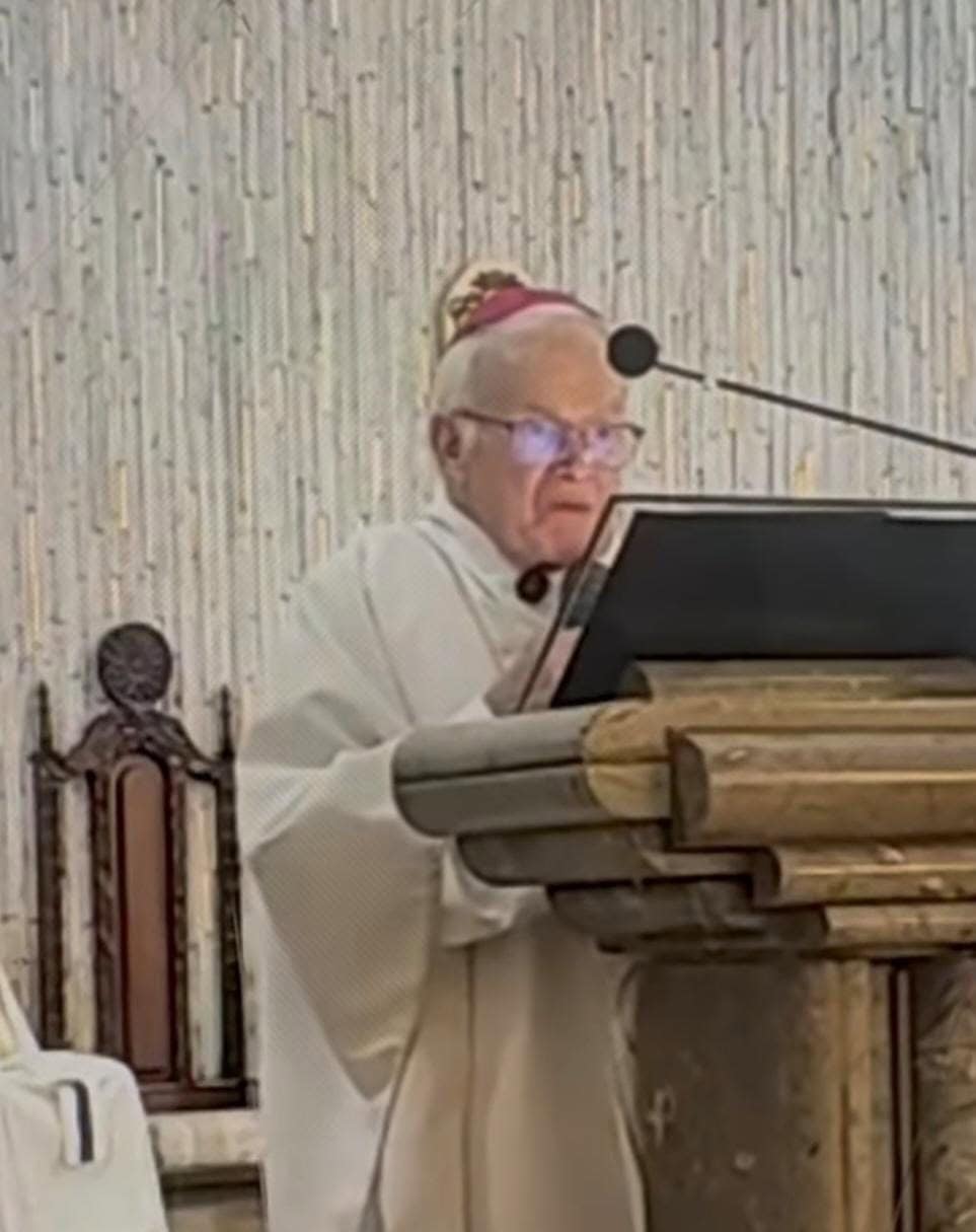 Ra&uacute;l Vera afirma que la homosexualidad no es pecado en Saltillo