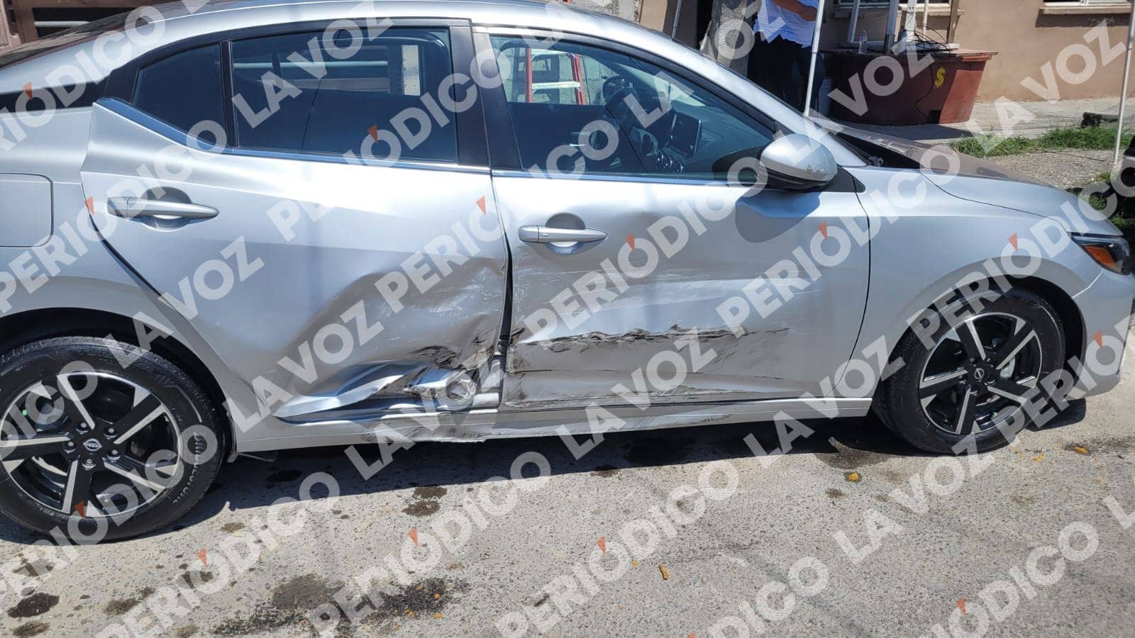 Accidente de mujer en Frontera deja da&ntilde;os materiales