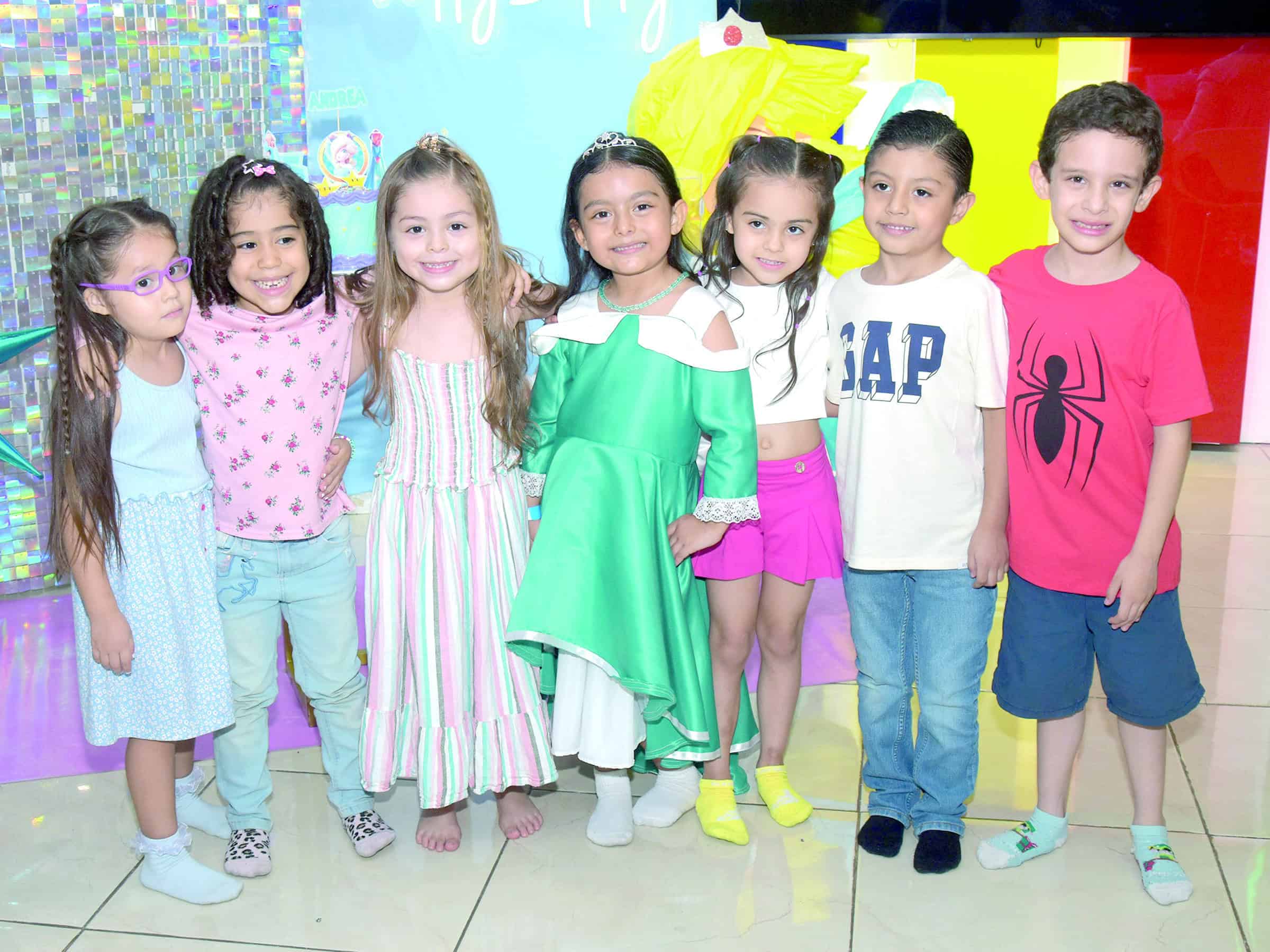 Andrea Zamora celebra su quinto cumplea&ntilde;os