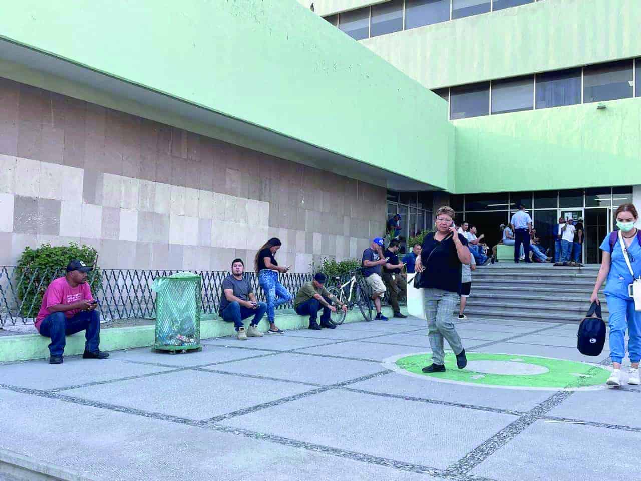 Derechohabientes del IMSS Monclova denuncian fallas en aire acondicionado