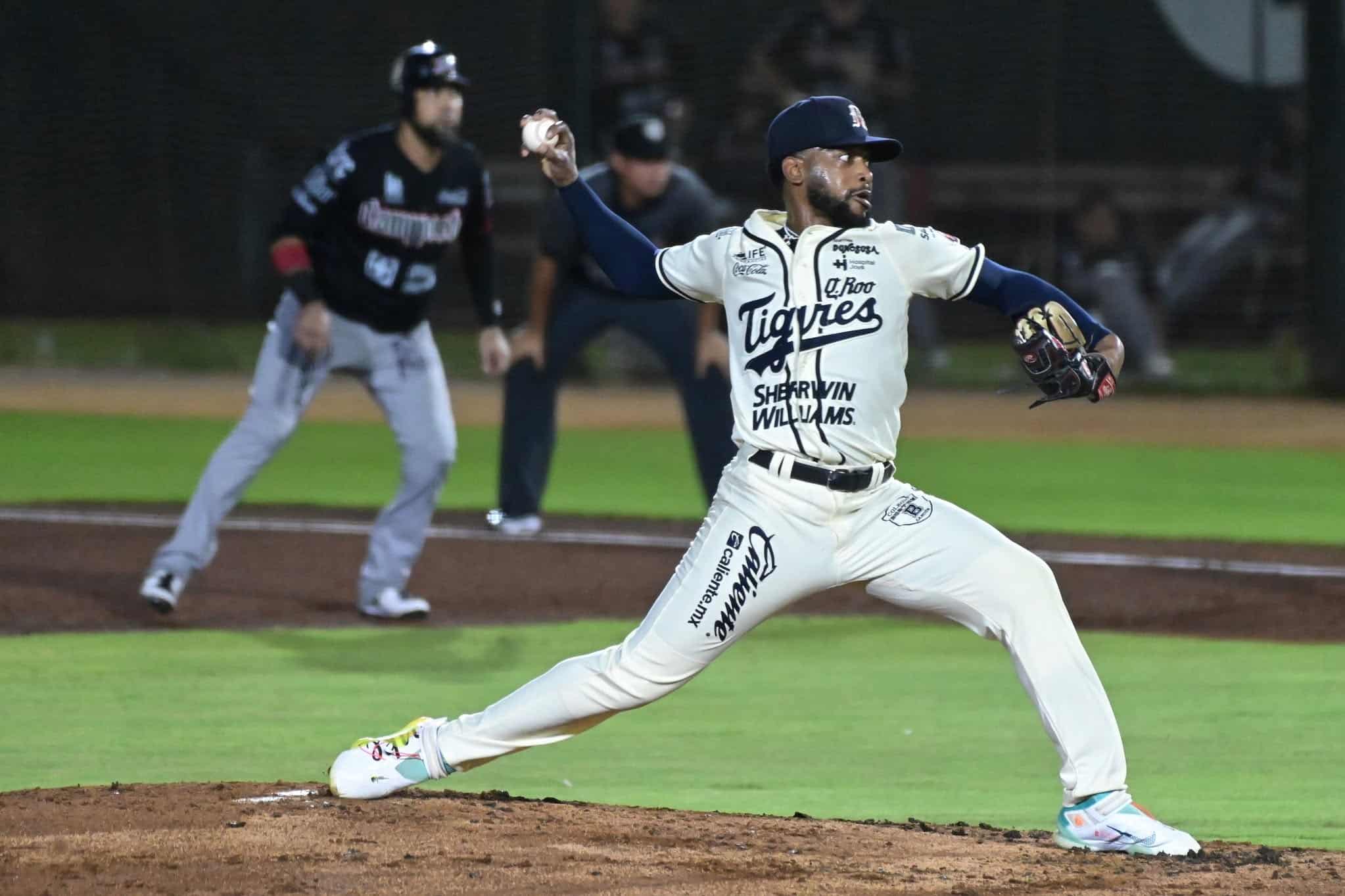 Acereros Monclova refuerza su equipo con Ian Churchill y Darius Vines