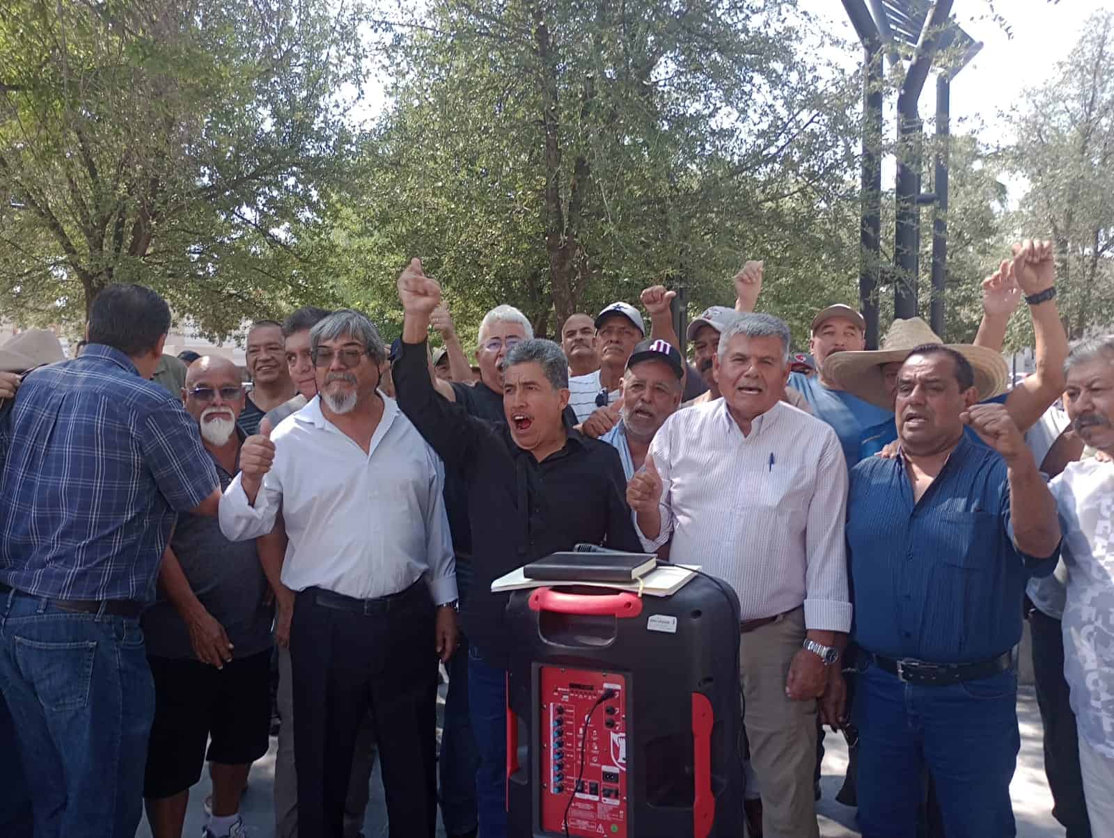 Inconformidades de ex trabajadores de AHMSA sobre laudos laborales