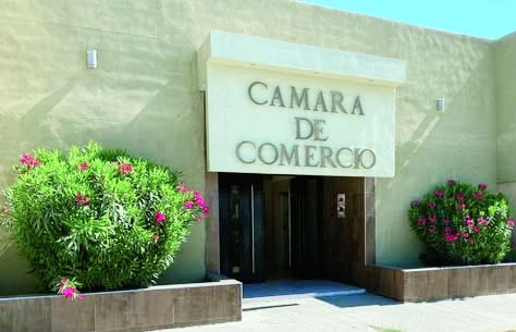CANACO Sabinas promueve compras locales para regreso a clases