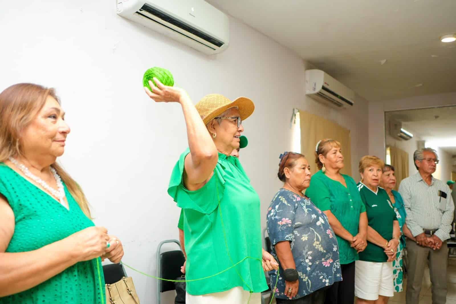 DIF Coahuila realiza actividades recreativas para adultos mayores