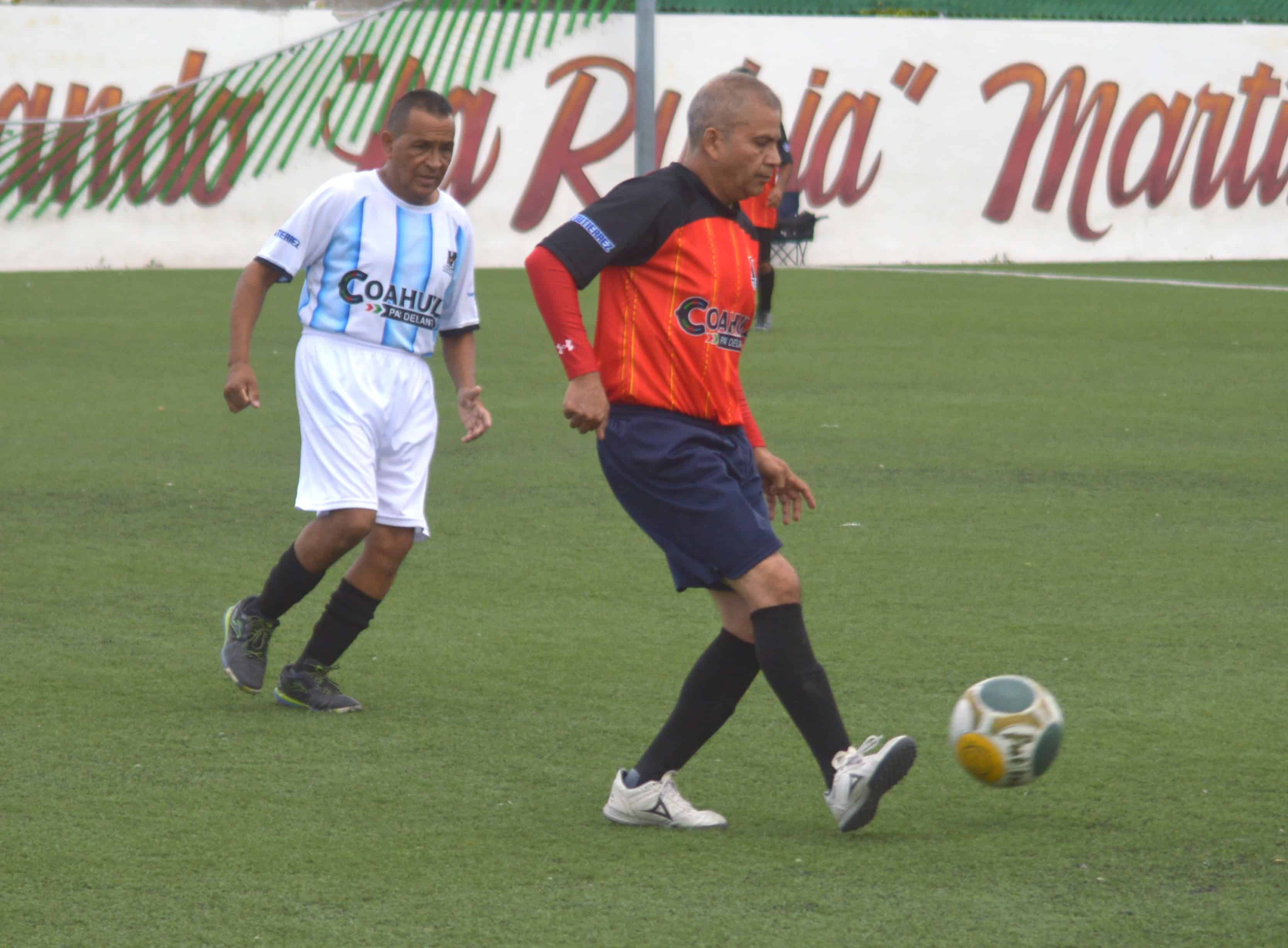 Colonia Borja golea 8-0 a Colonia Hip&oacute;dromo en la Liga Master-Oro-Platino