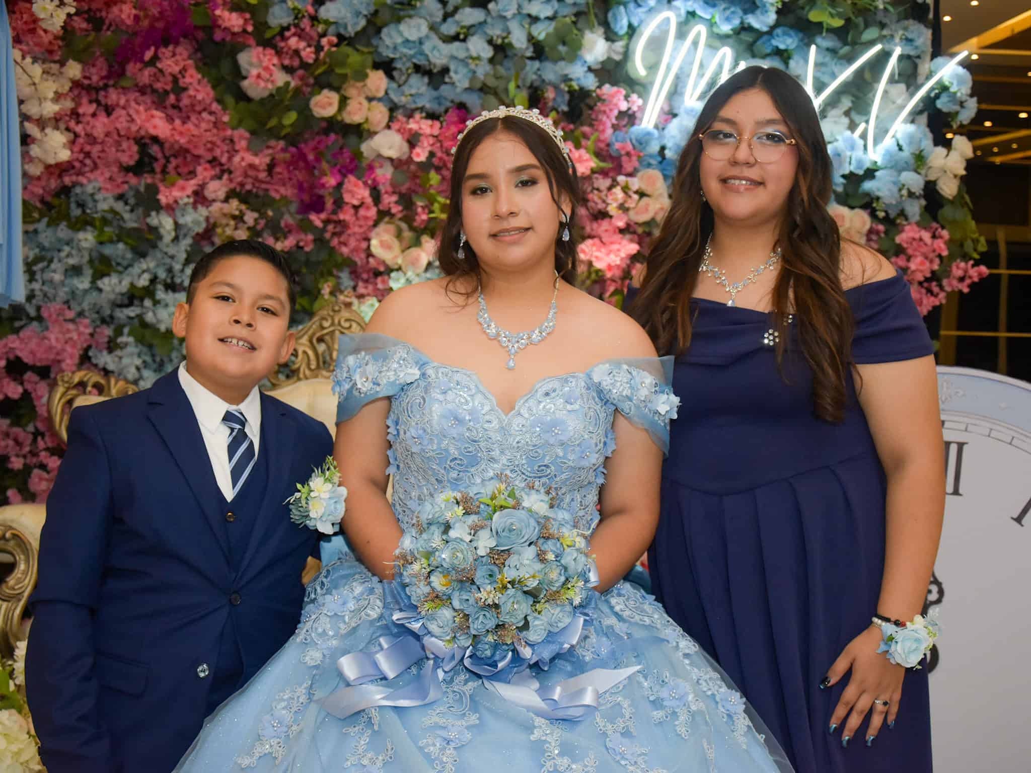 Sharon Aguilera celebra sus XV a&ntilde;os en una emotiva recepci&oacute;n