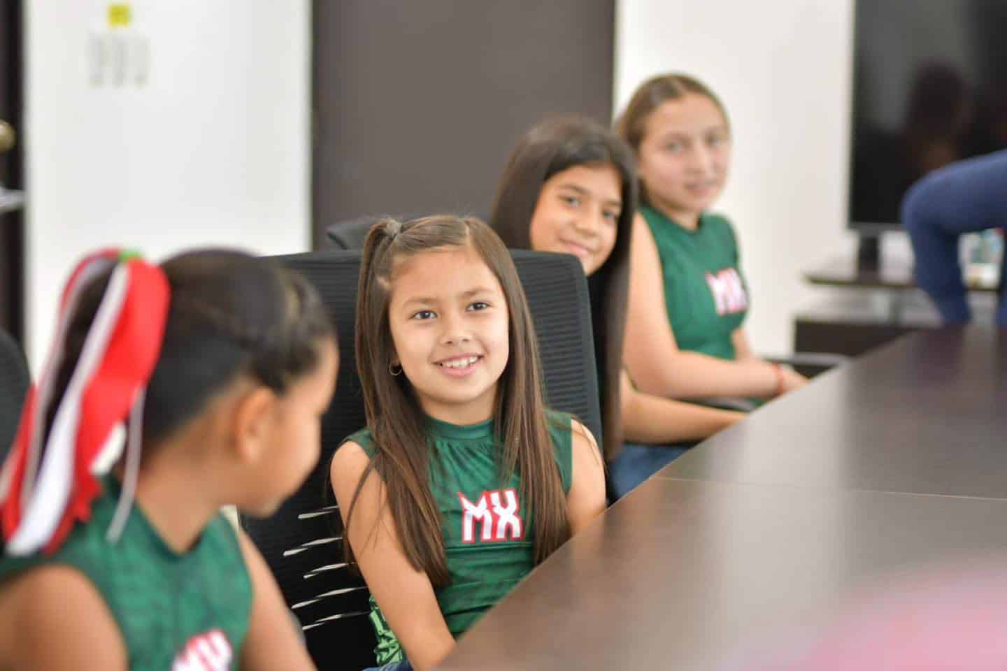 Cuatro ni&ntilde;as de Ciudad Acu&ntilde;a representar&aacute;n a M&eacute;xico en torneo internacional de flag football