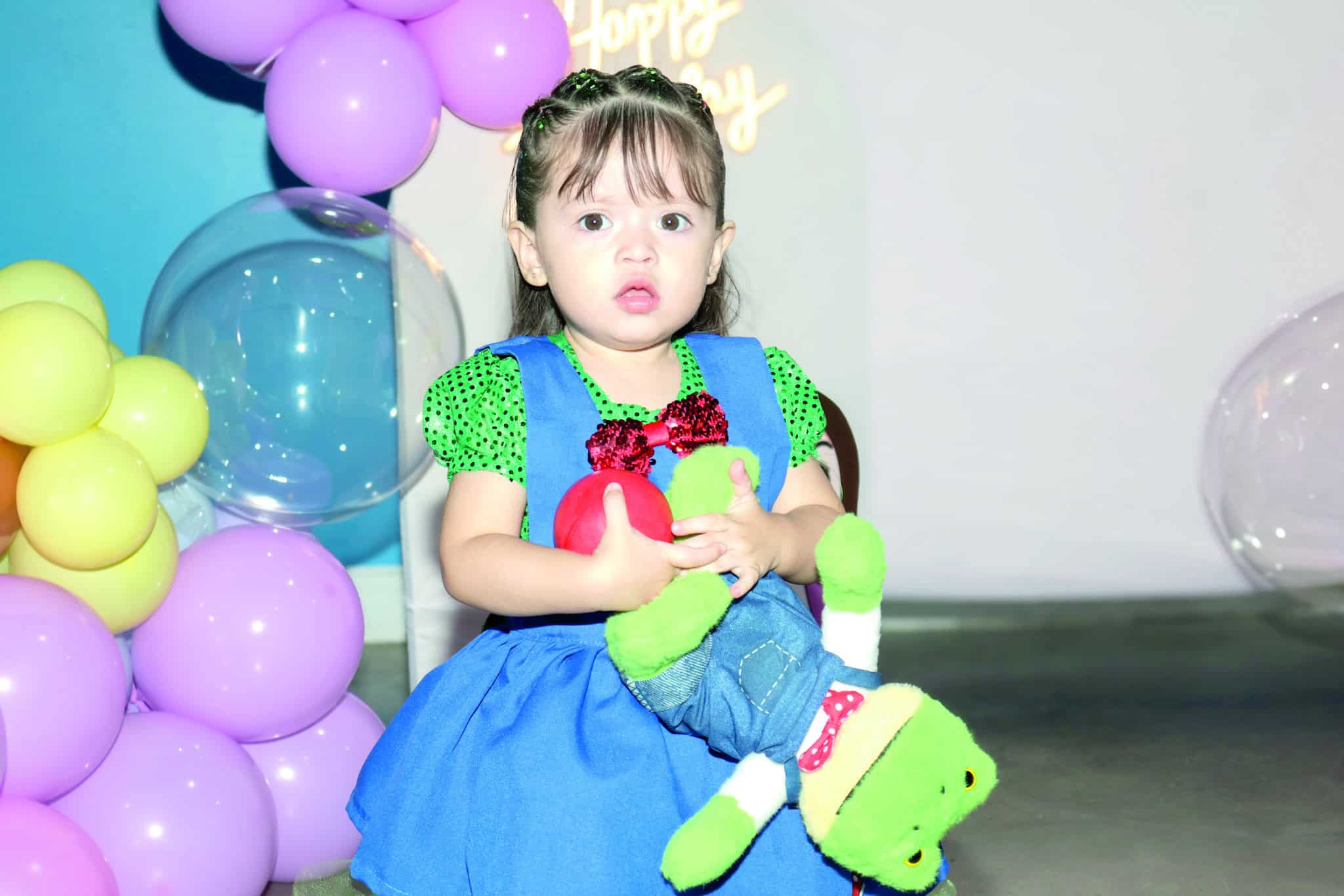Familia y amigos se re&uacute;nen para festejar el cumplea&ntilde;os de Ailany Rodr&iacute;guez