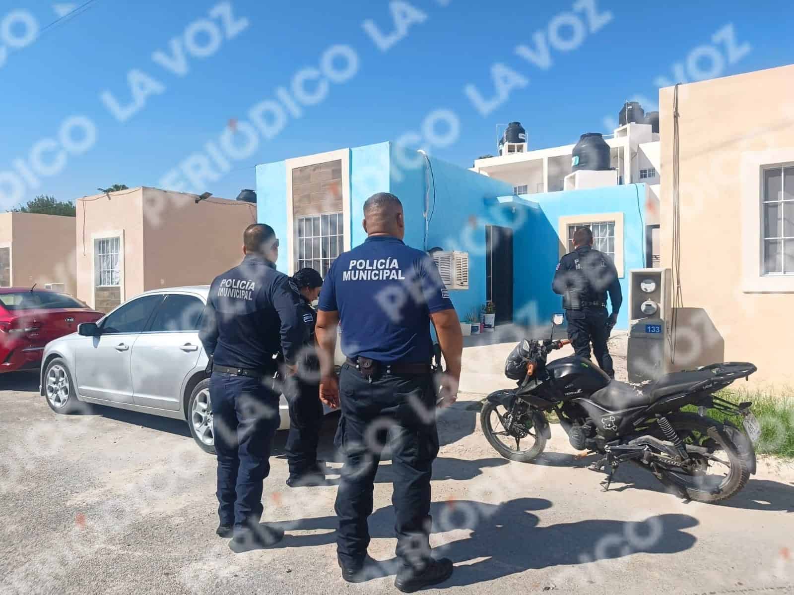 Denuncian maltrato animal; dejan morir a perrita y otro se la come