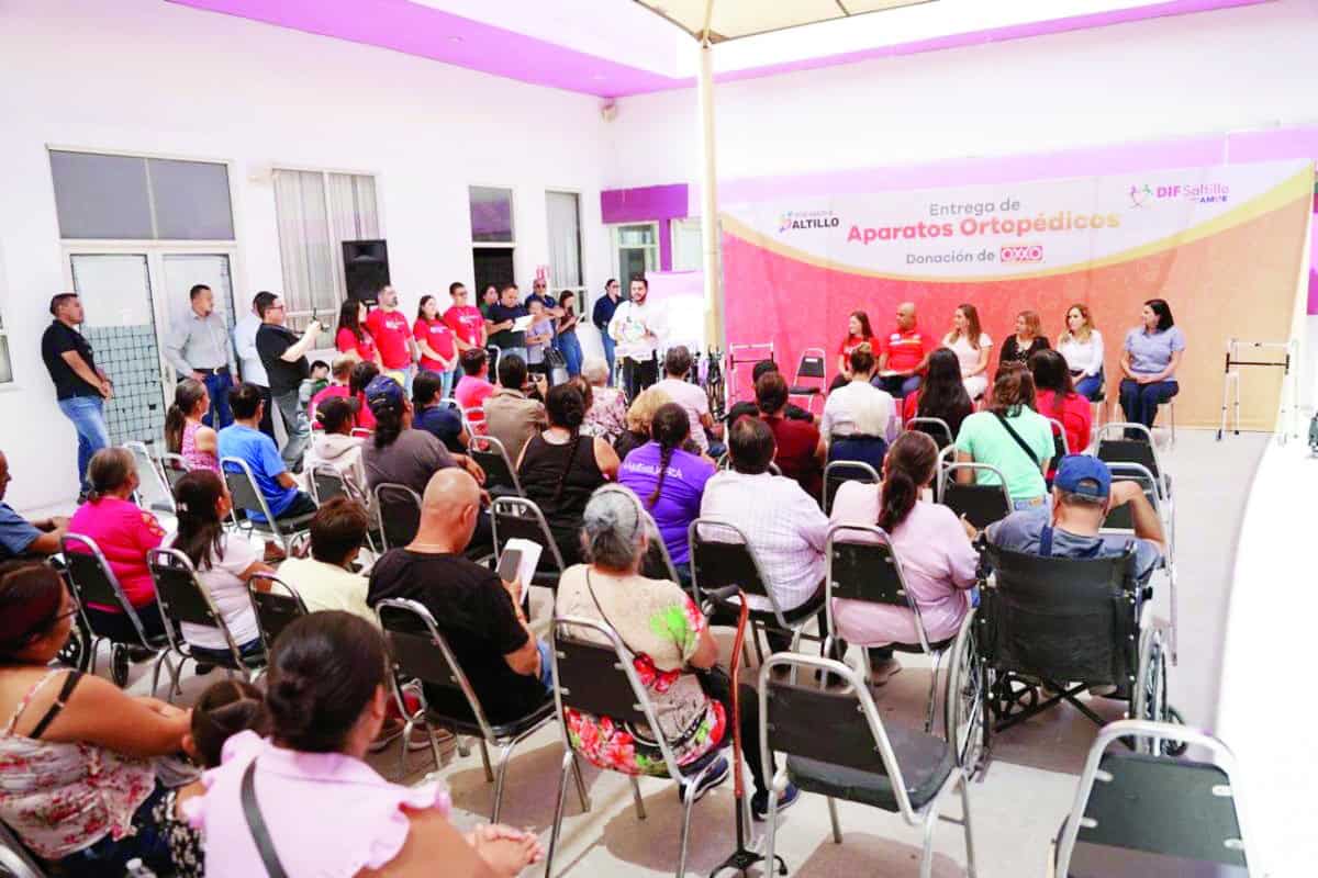 Recibe DIF Saltillo aparatos de ortopedia