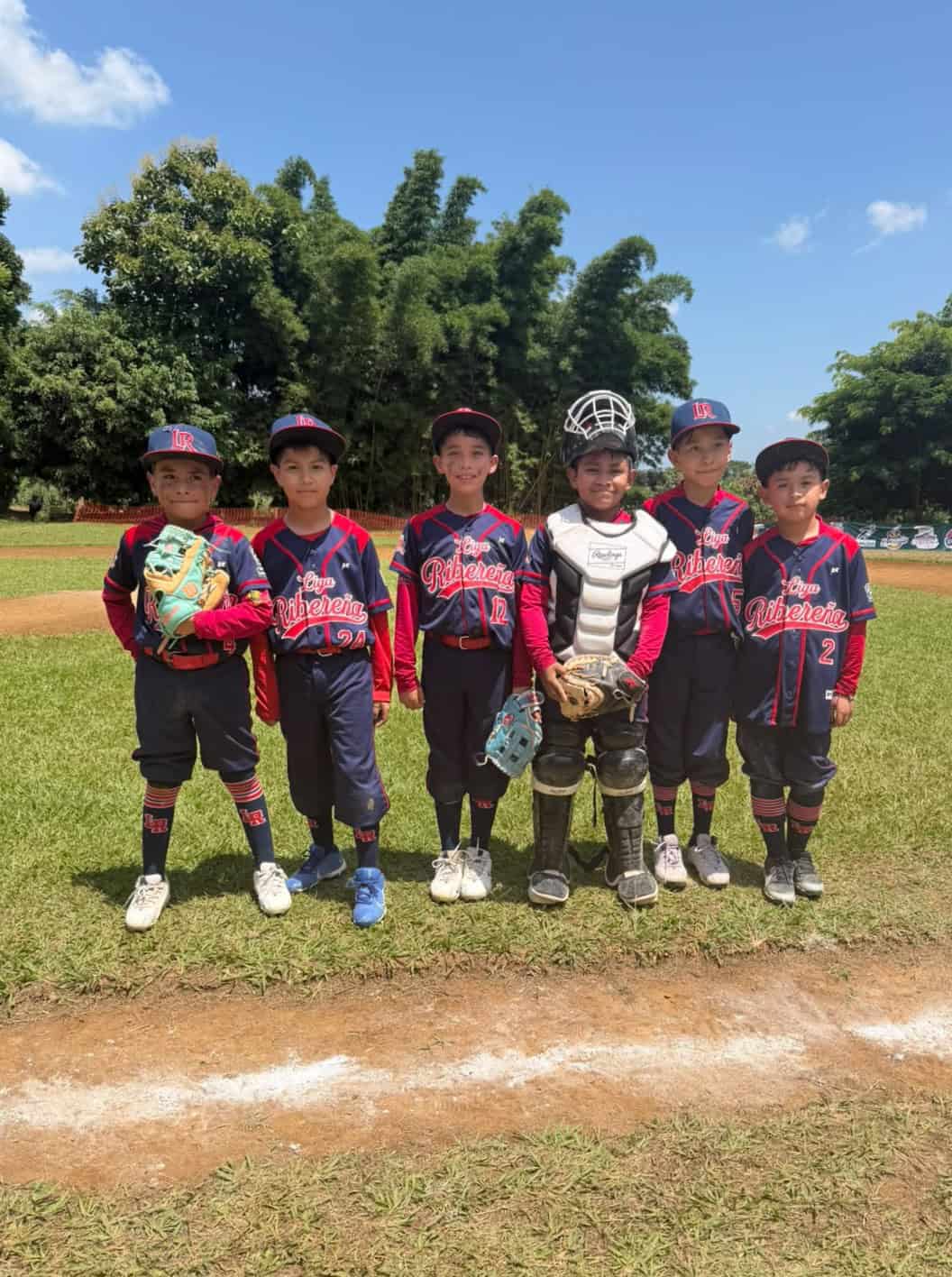 Liga Ribere&ntilde;a de b&eacute;isbol vence 12-11 a Leg&oacute;n Americana en Orizaba